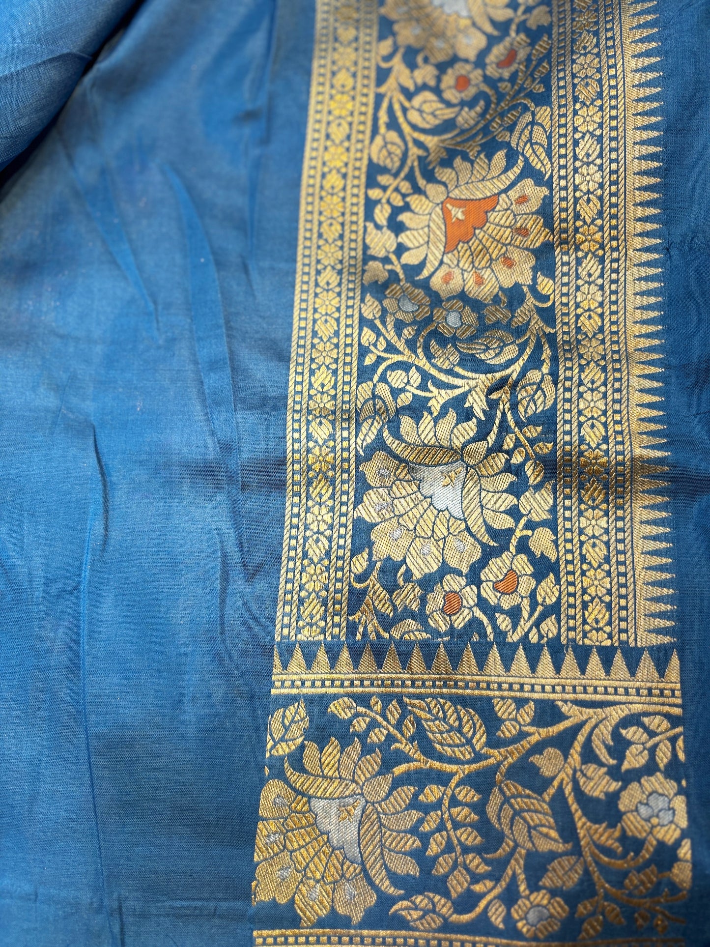 Blue sky Pure katan jangla Banarasi Handloom saree - Rungkaat