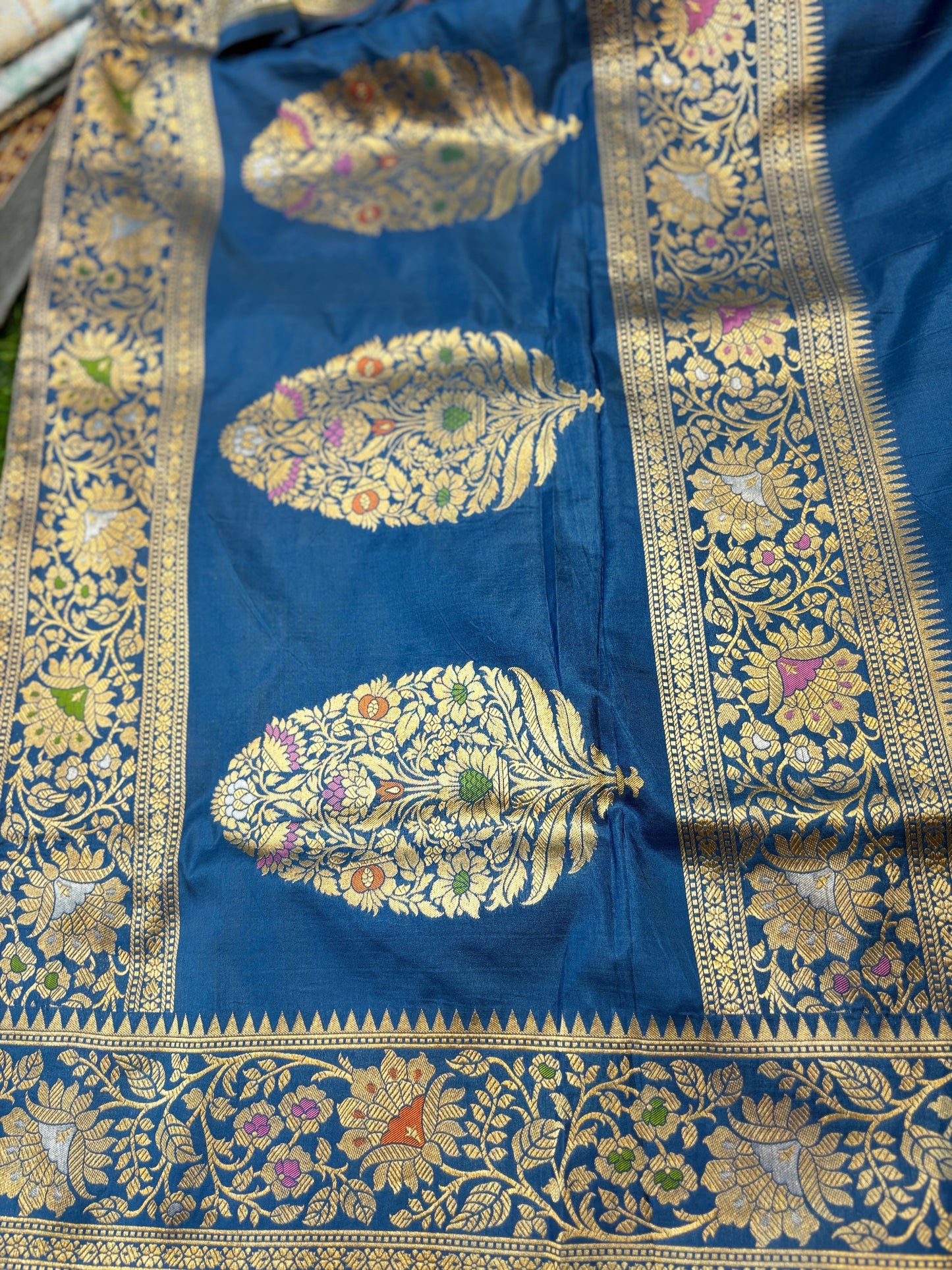 Blue sky Pure katan jangla Banarasi Handloom saree - Rungkaat