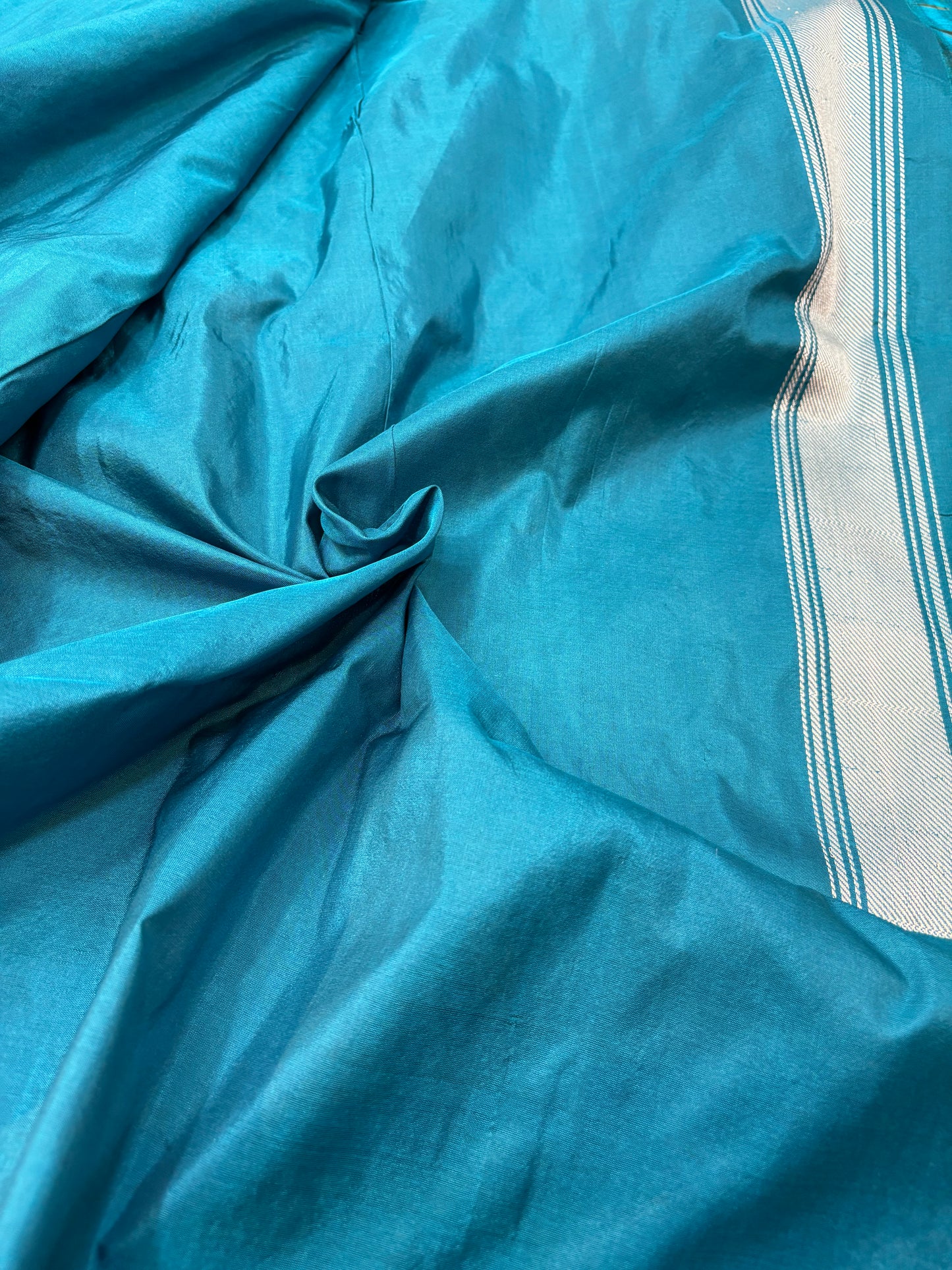 Mehendi Green With Blue Sky Pure Katan Strips Banarasi Handloom Saree - Rungkaat