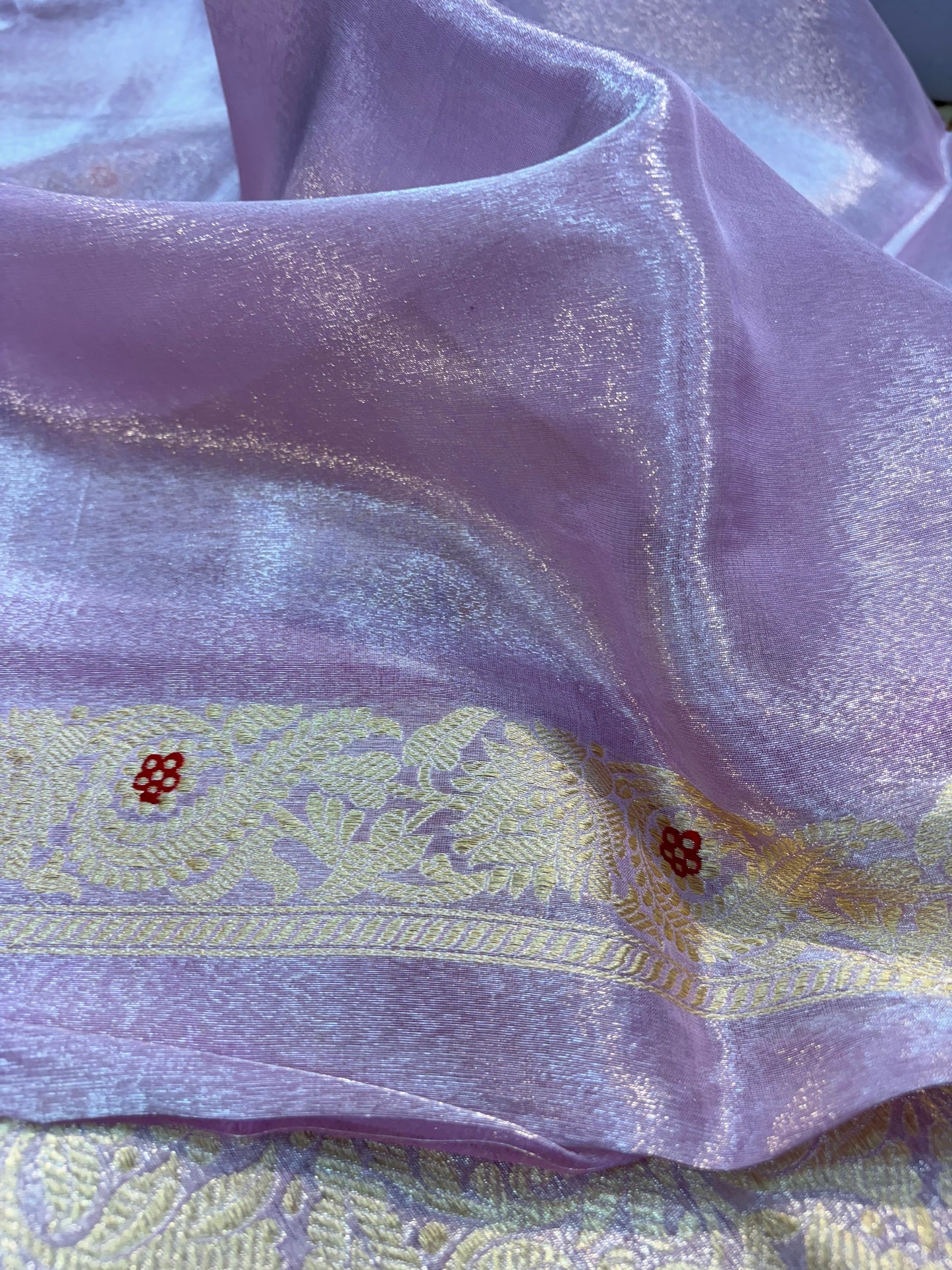 Levander Katan Tissue with Scallop Border Banarasi Handloom Saree - Rungkaat