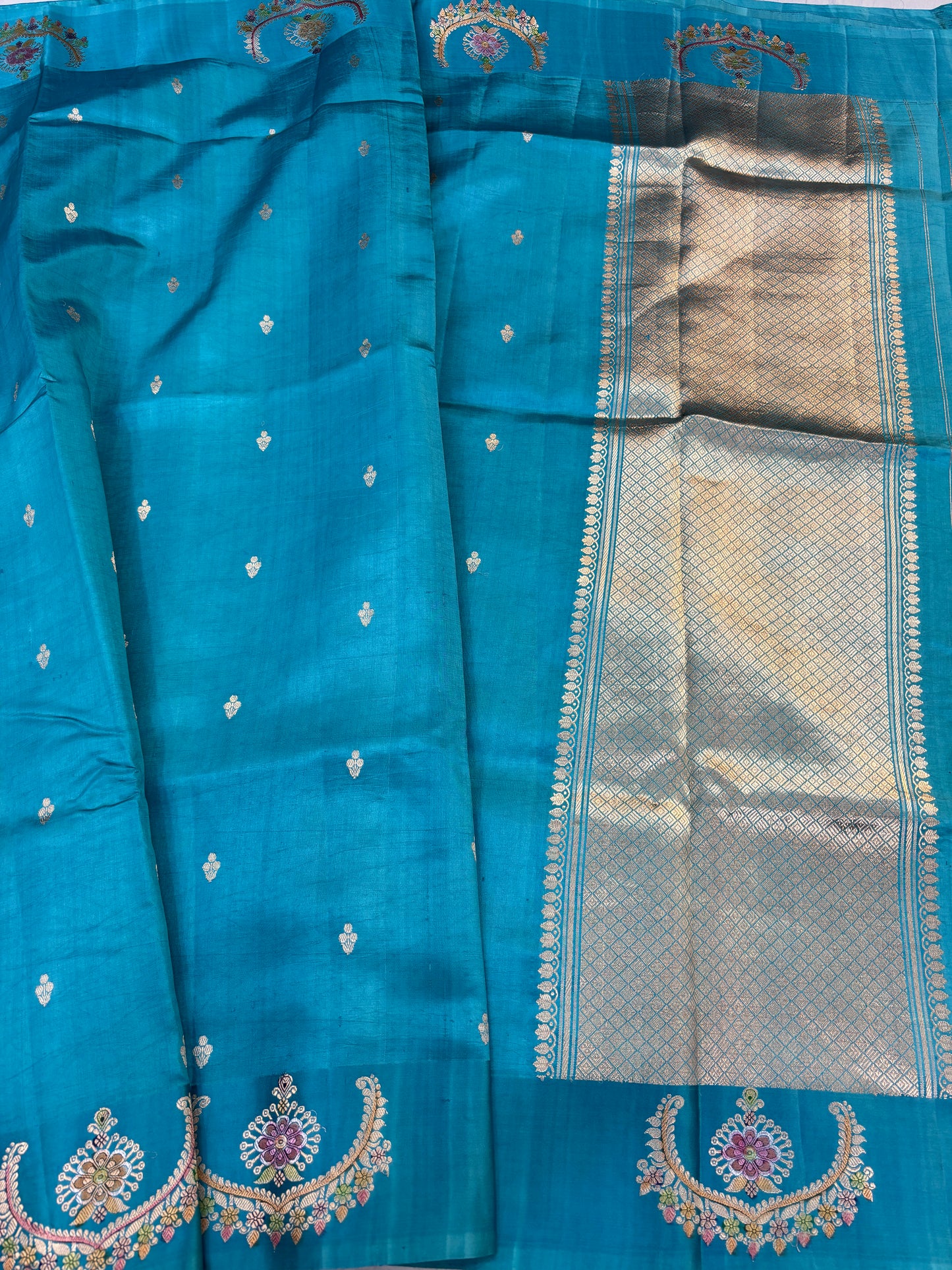 Sky Blue Pure Katan Light Weight Banarasi Handloom Saree