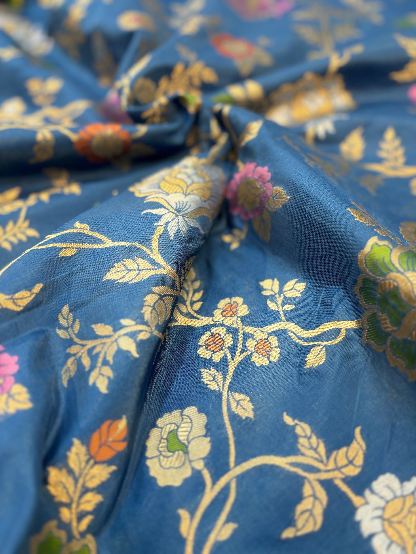 Blue sky Pure katan jangla Banarasi Handloom saree - Rungkaat