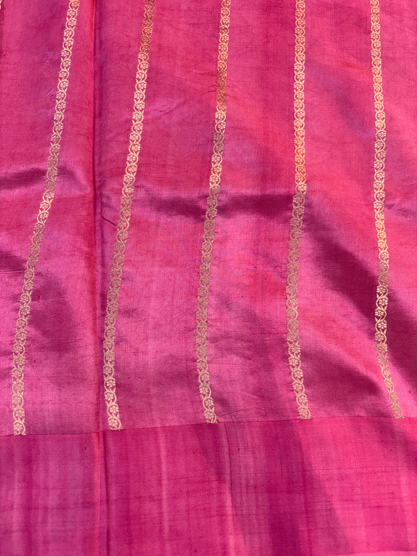 Onion Pink Katan Light Weight Banarasi Handloom Saree