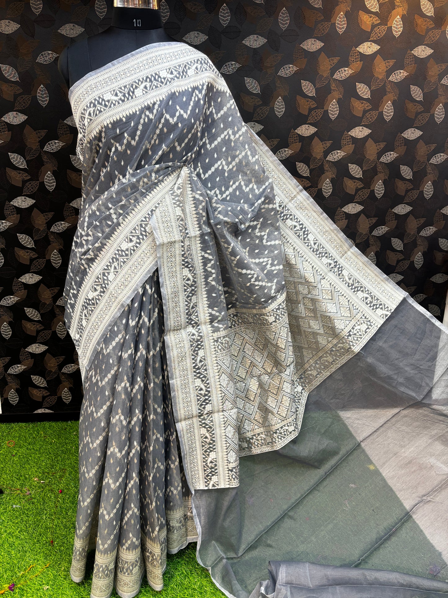 Gray Pure Moonga Cotton Bananasi Saree - Rungkaat