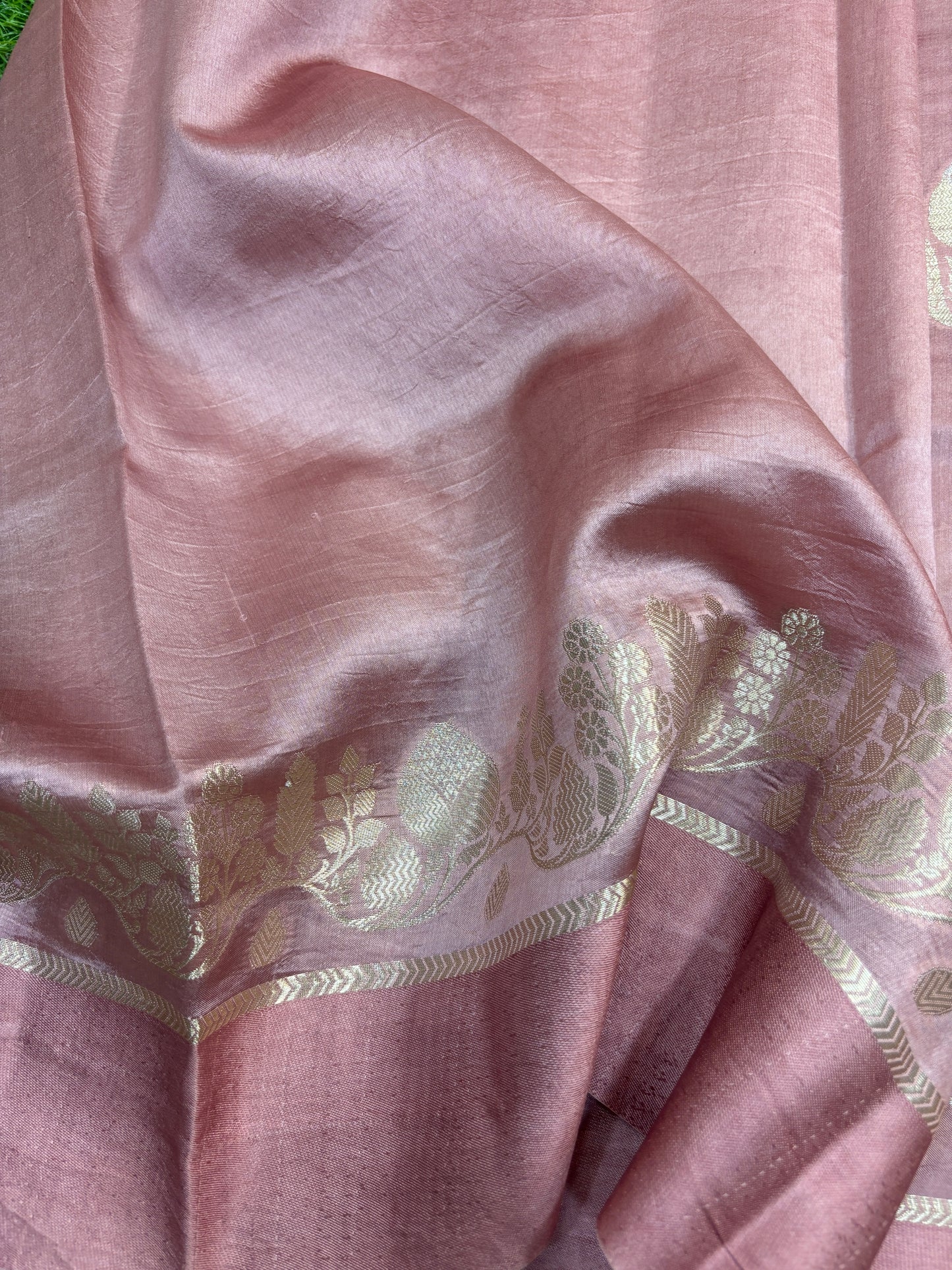 Peach Pure Raw Mango Banarasi Handloom’s Saree - Rungkaat