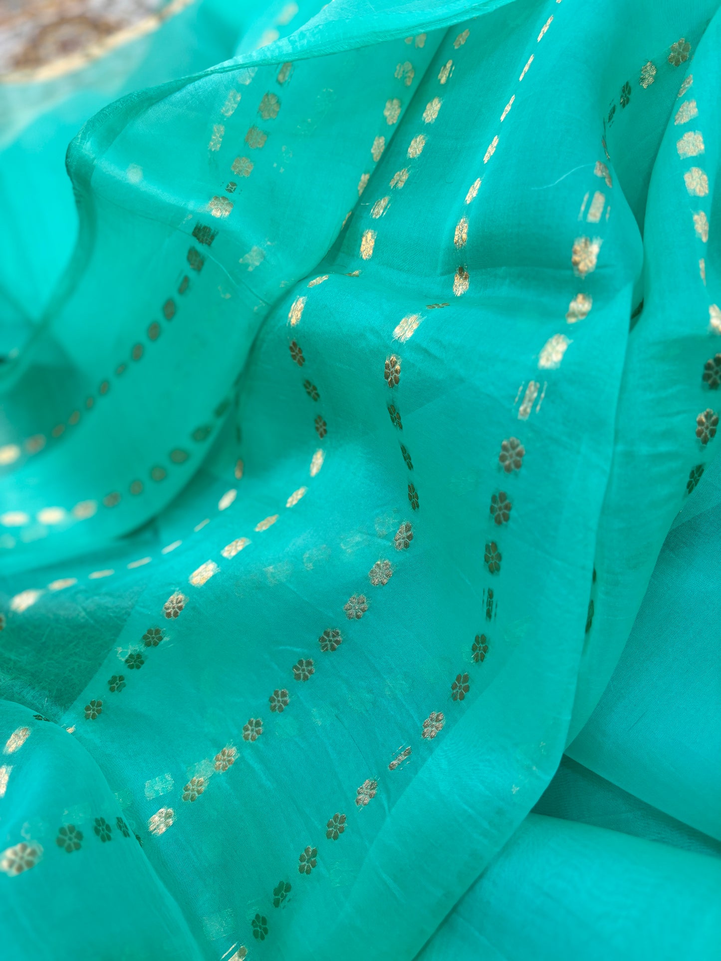 Sky Blue Pure Kora Katan Rungkaat Banarasi Handloom Saree - Rungkaat