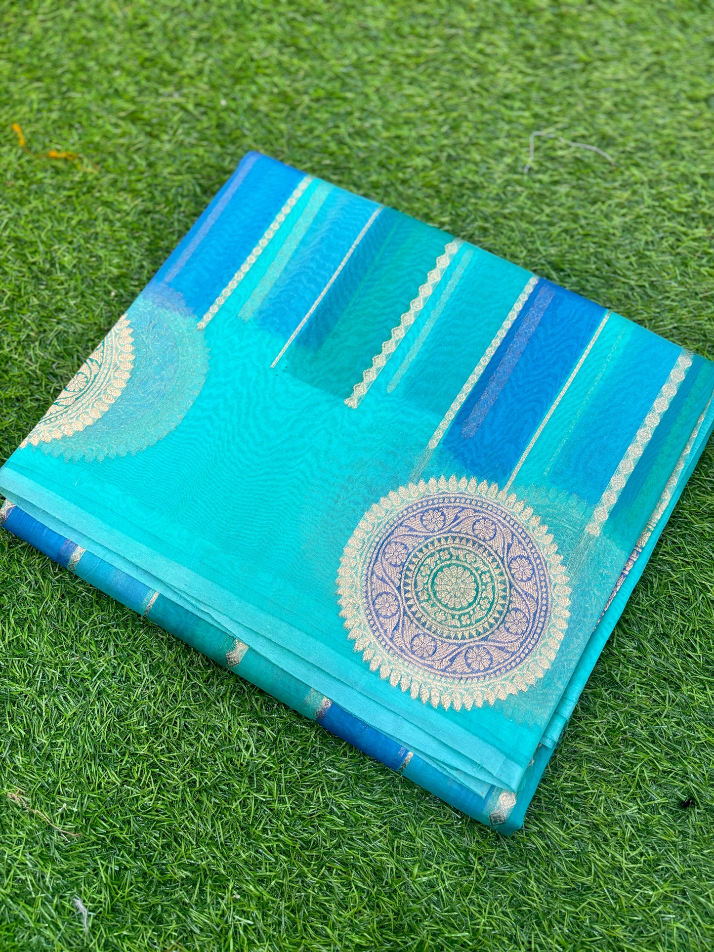 Sky blue Pure Kora Katan Rungkaat Banarasi Handloom Saree