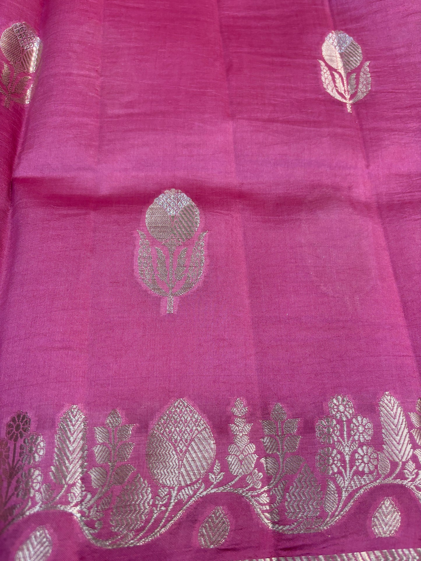 Pink Pure Raw Mango Banarasi Handloom Saree - Rungkaat