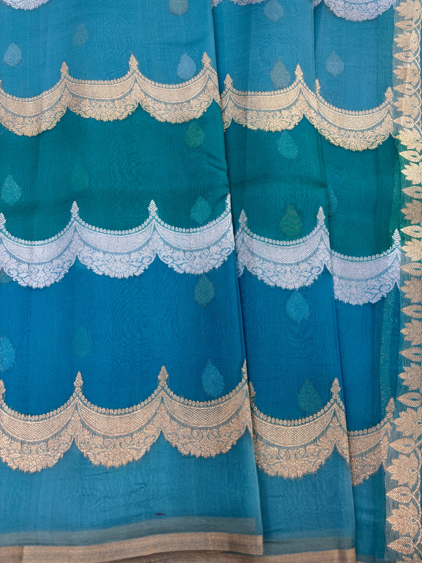 Pure kora Rungkaat Banarasi Handloom Saree
