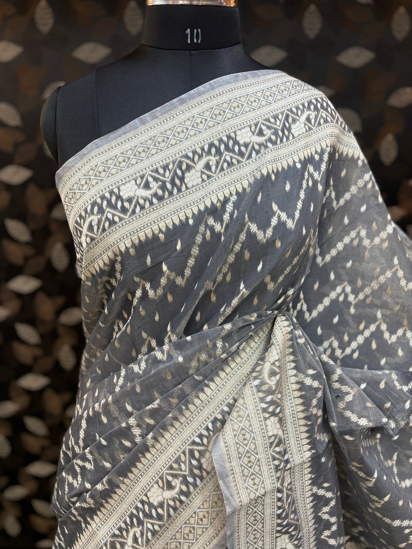 Gray Pure Moonga Cotton Bananasi Saree - Rungkaat