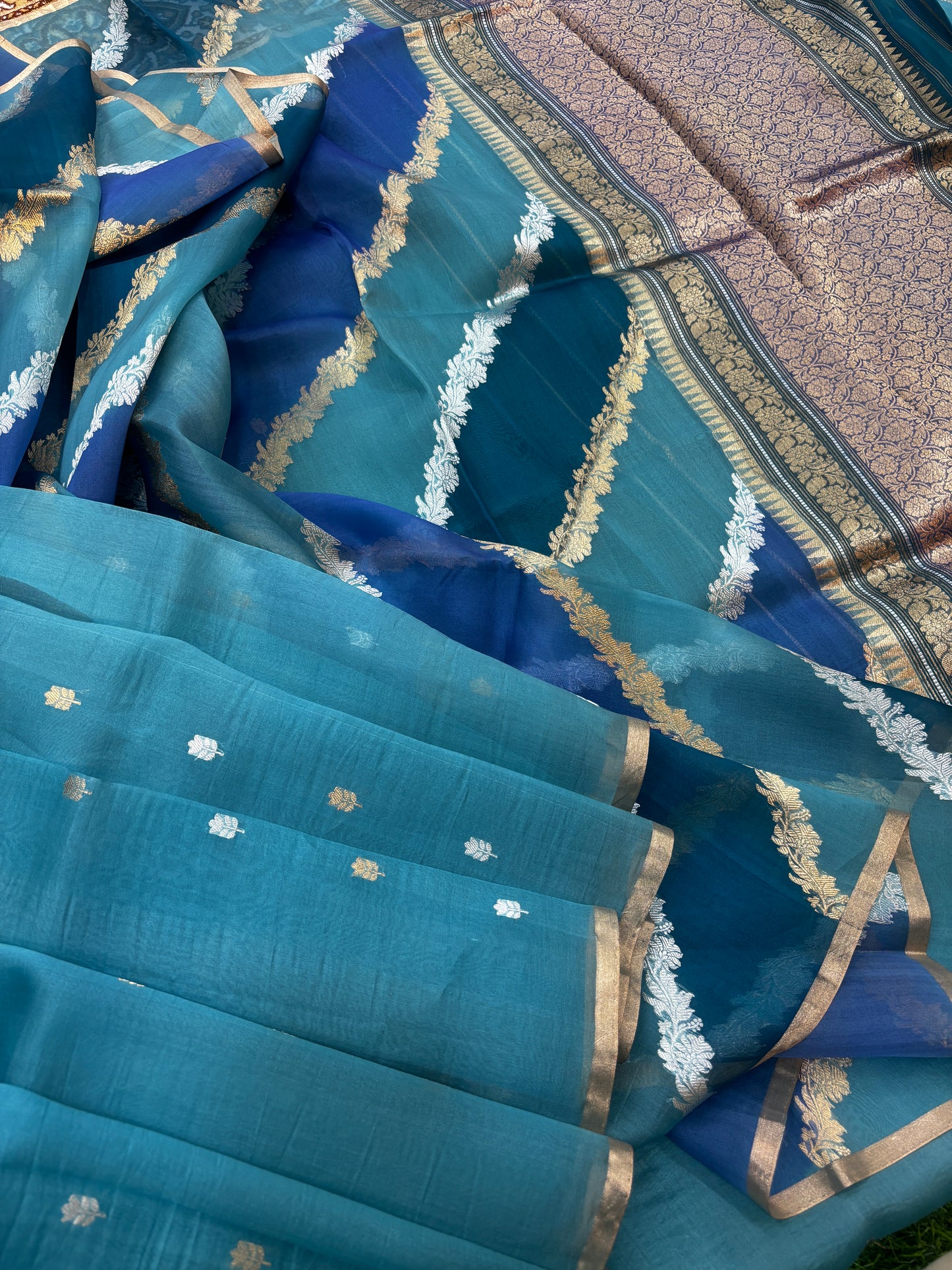 Sky Blue Kora Katan Rungkaat Banarasi Handloom Saree