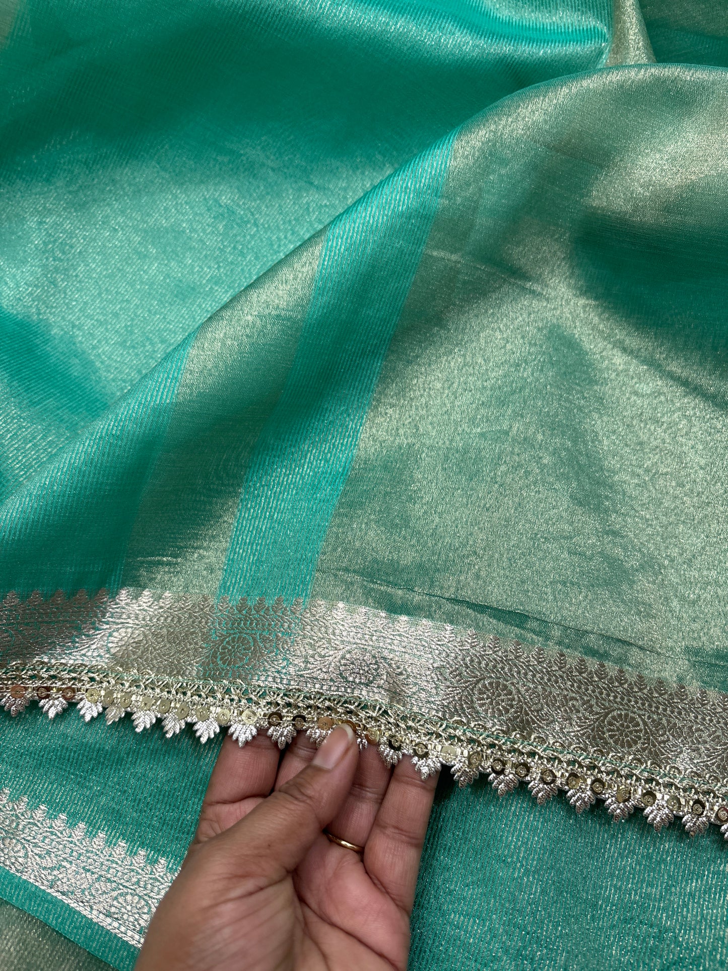 Tissue Banarasi Saree with Border Lace - Rungkaat