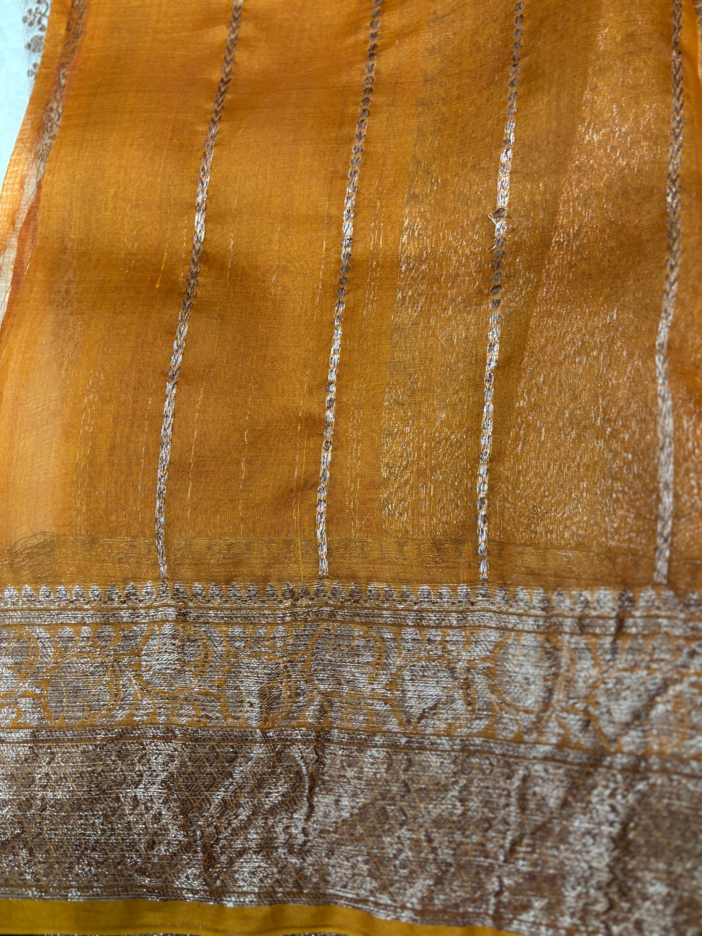 White whit Yellow Border Pure Kora Antique Zari Banarasi Handloom Saree