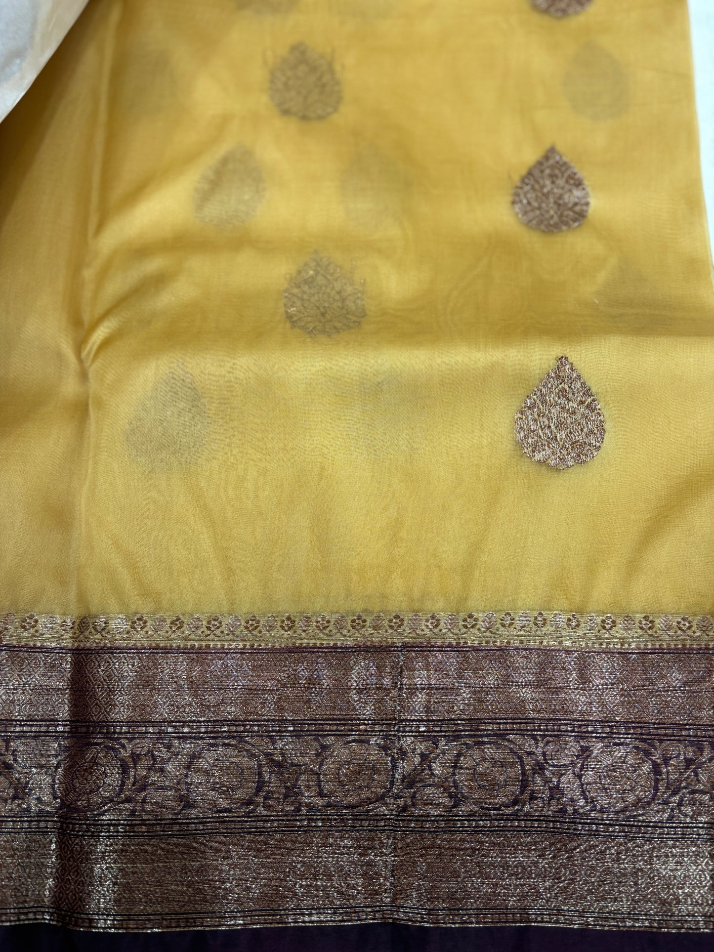 Lemon Yellow with Bottle Green Border Pure Kora Antique Zari Banarasi Handloom Saree