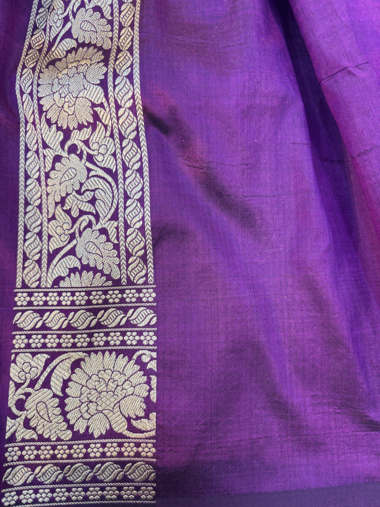 Violets Pure Katan Banarasi Handloom Saree
