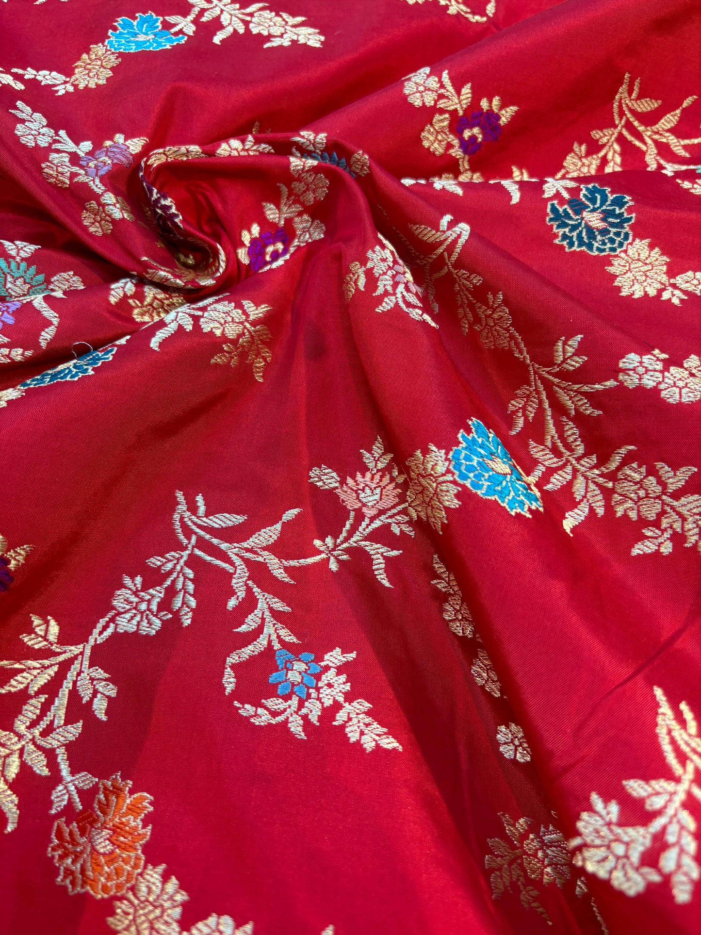 Exclusive Pure Katan Jangla Banarasi Handloom Saree