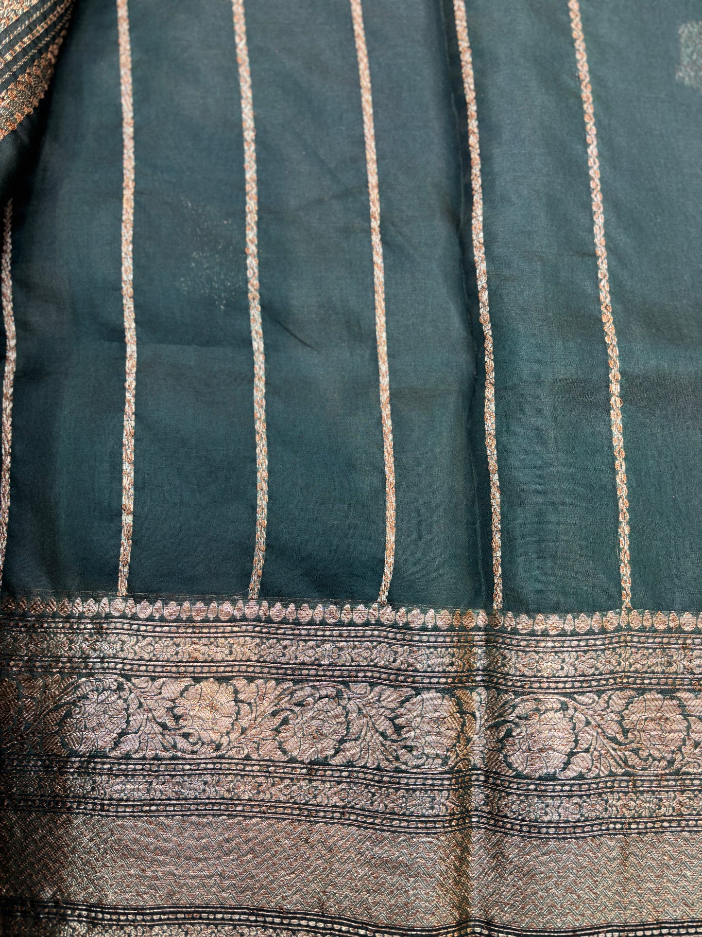 Bottle Green Pure Kora Antique Zari Banarasi Handloom Saree