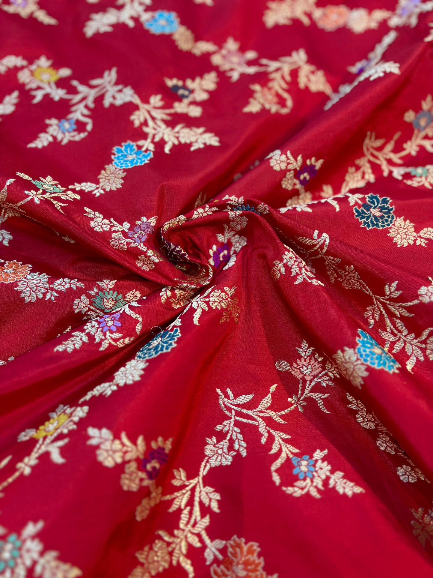 Exclusive Pure Katan Jangla Banarasi Handloom Saree