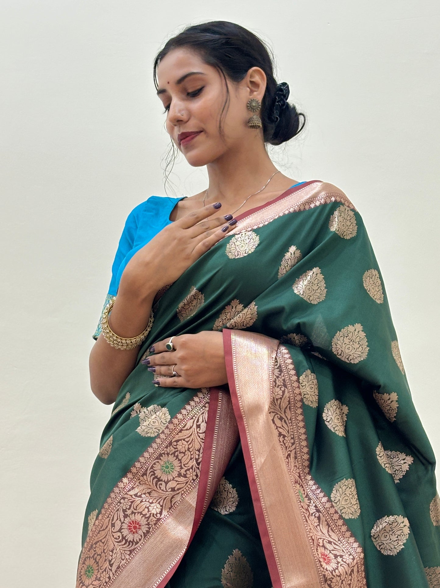 Rama Green Semi Katan Silk Banarasi Saree - Rungkaat