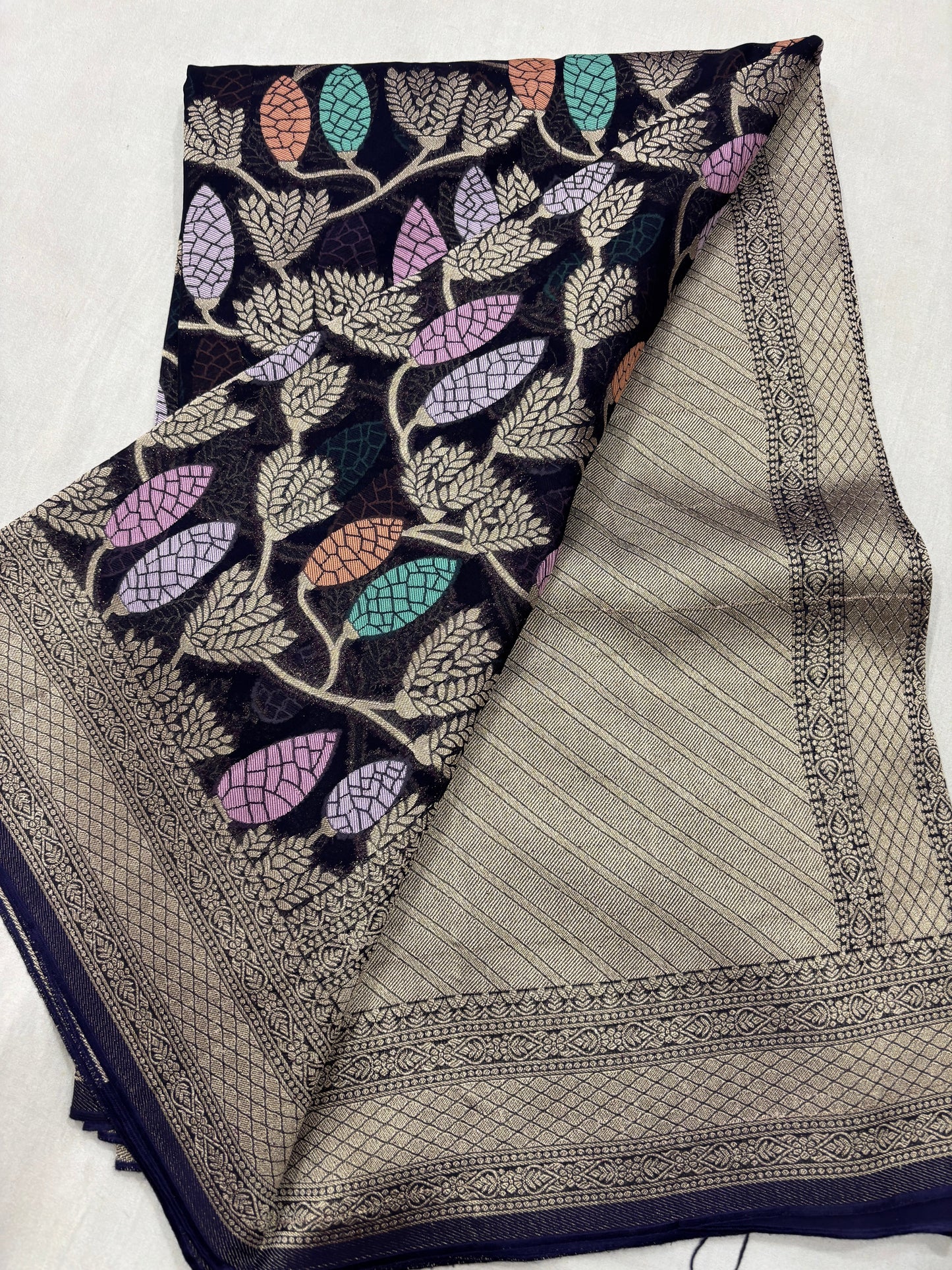 Royal Blue Semi Khaddi Georgette Banaras Sariย