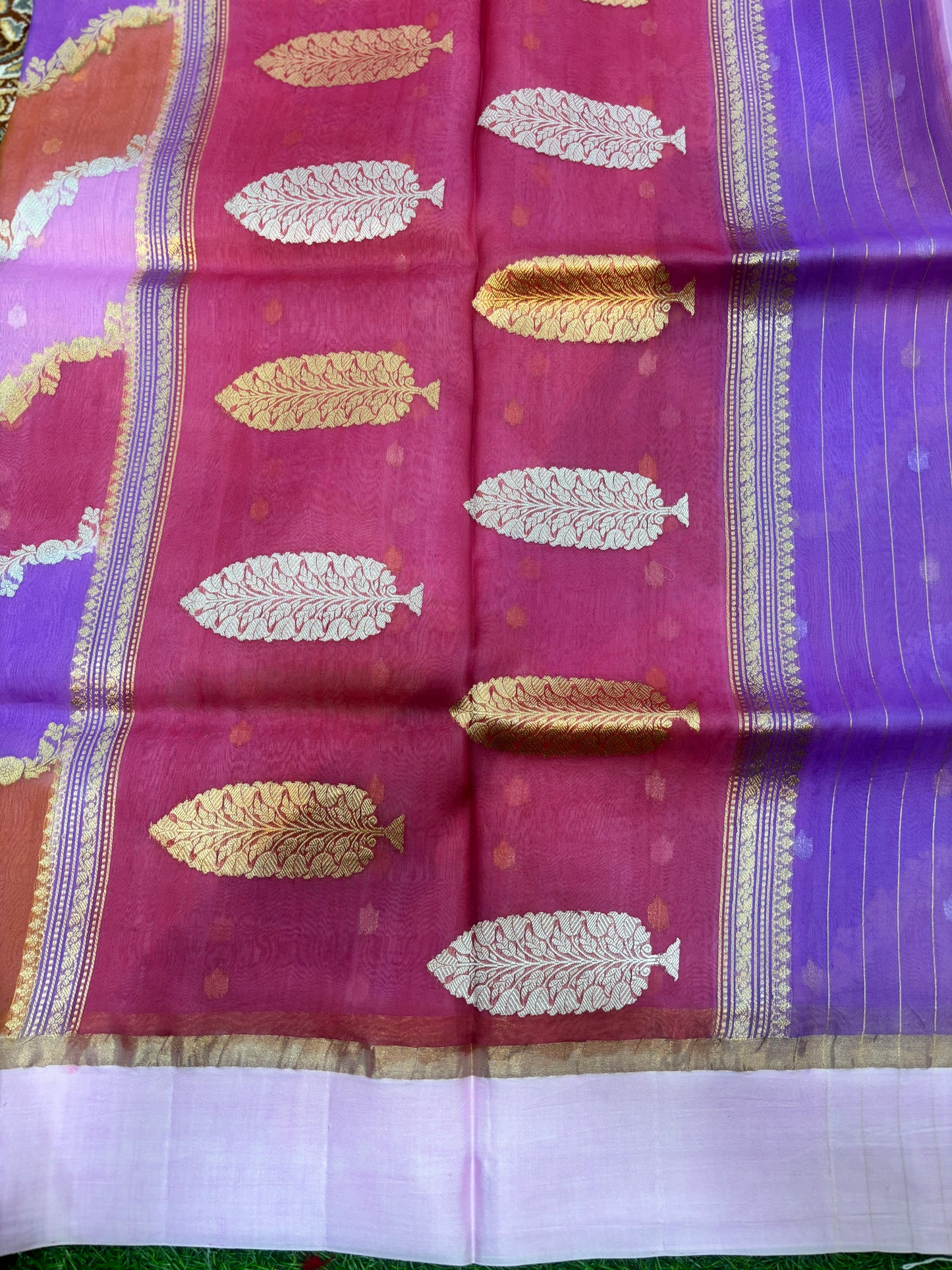 Lavender Pure Kora Katan Rungkaat Banarasi Handloom Saree