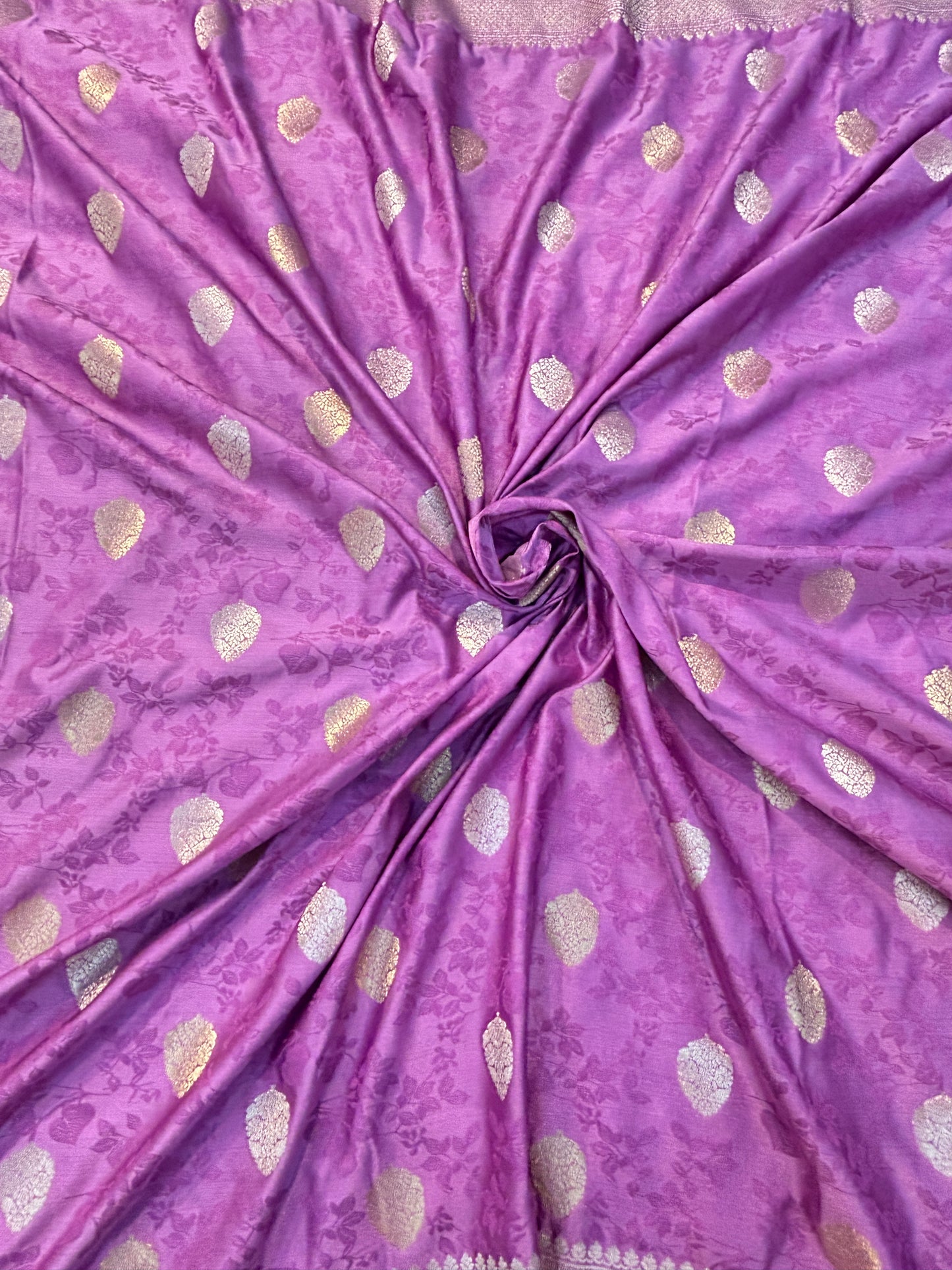 Lavender Semi Mashru Silk Banarasi Saree - Rungkaat