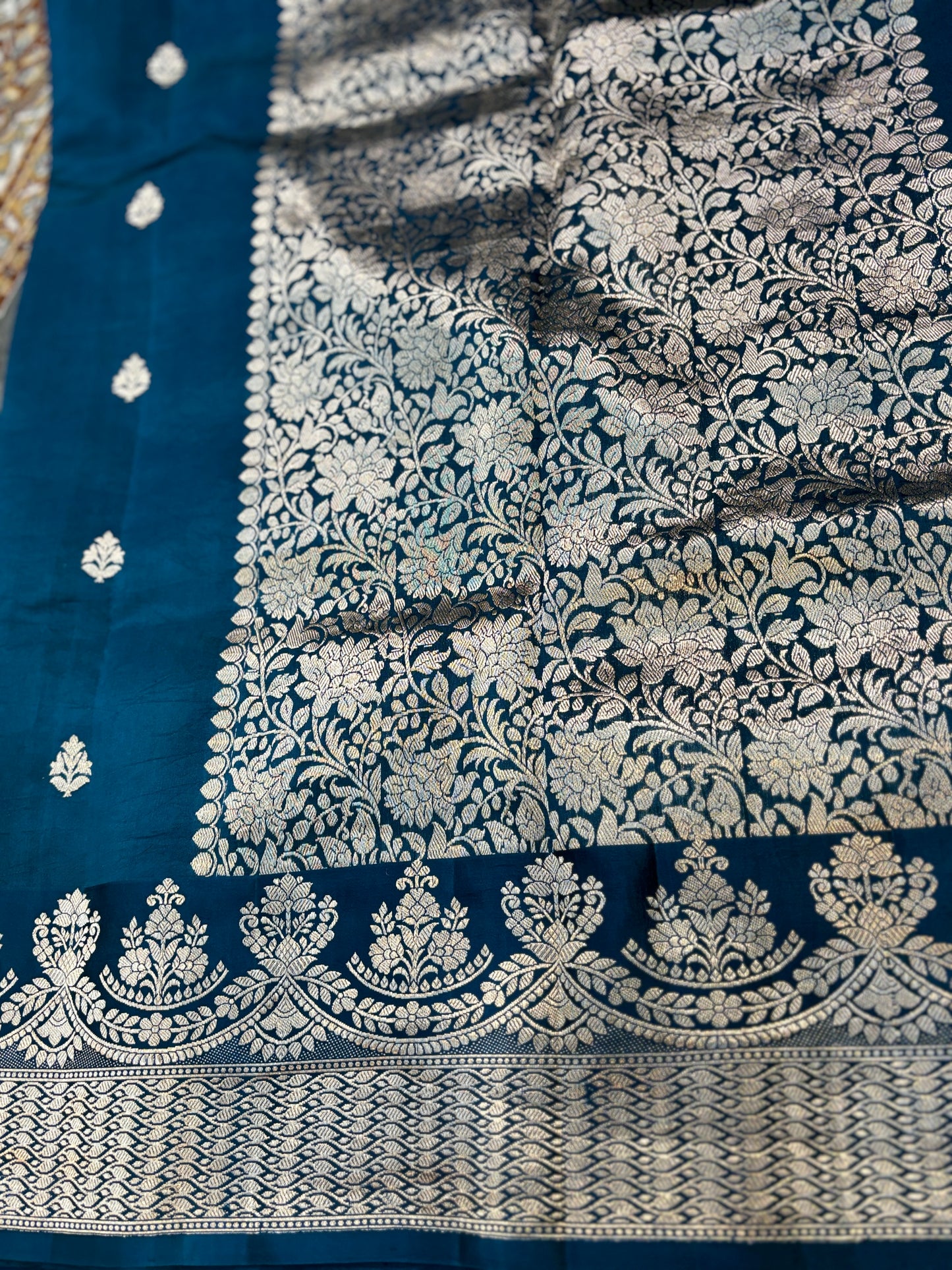 Sky Blue Pure Raw Mango Banarasi Handloom Saree