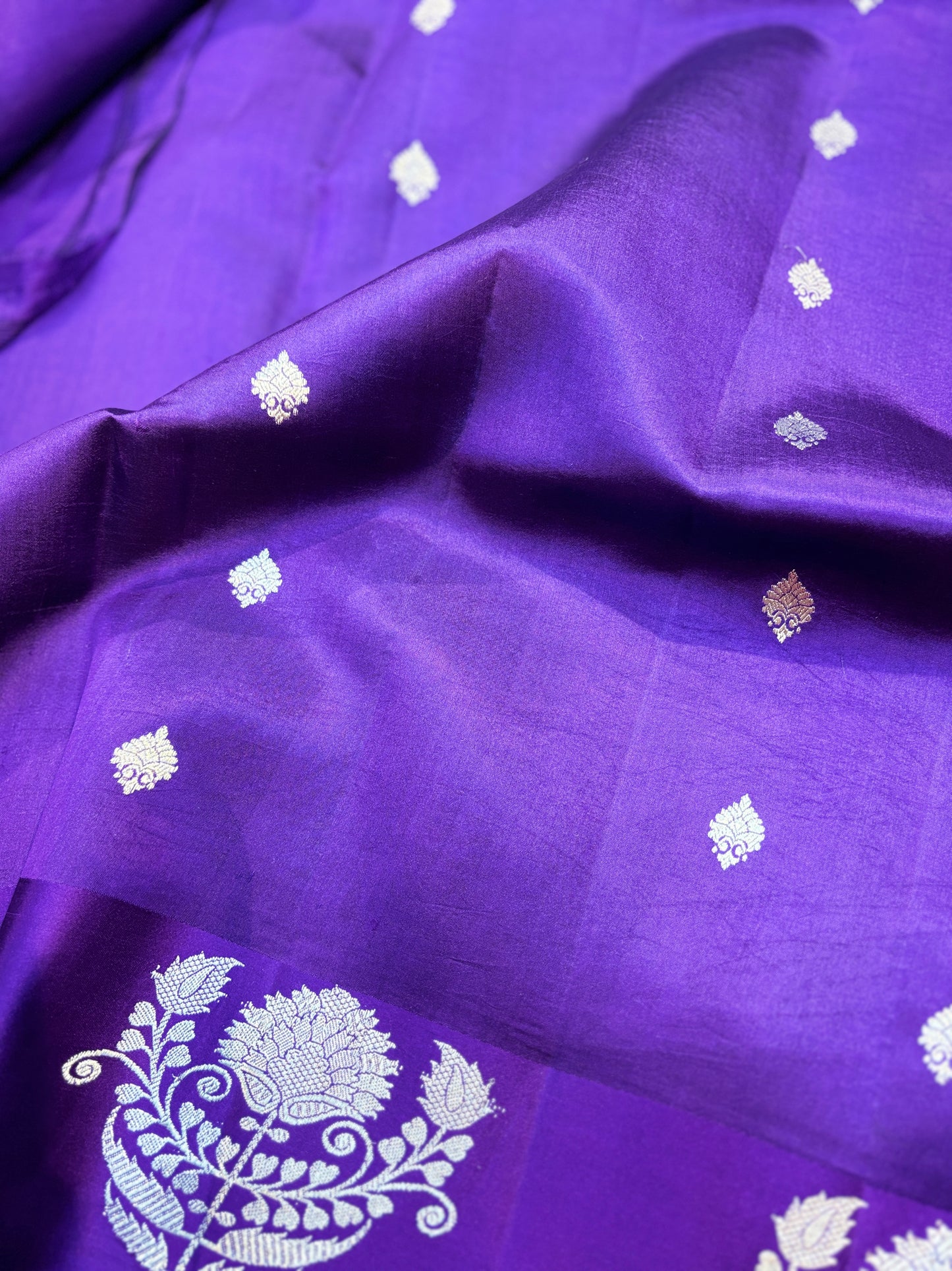 Purple Pure Raw Mango Banarasi Handloom Sari