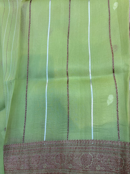 Lemon Green pure Kora Antique Zari Banarasi Handloom Saree