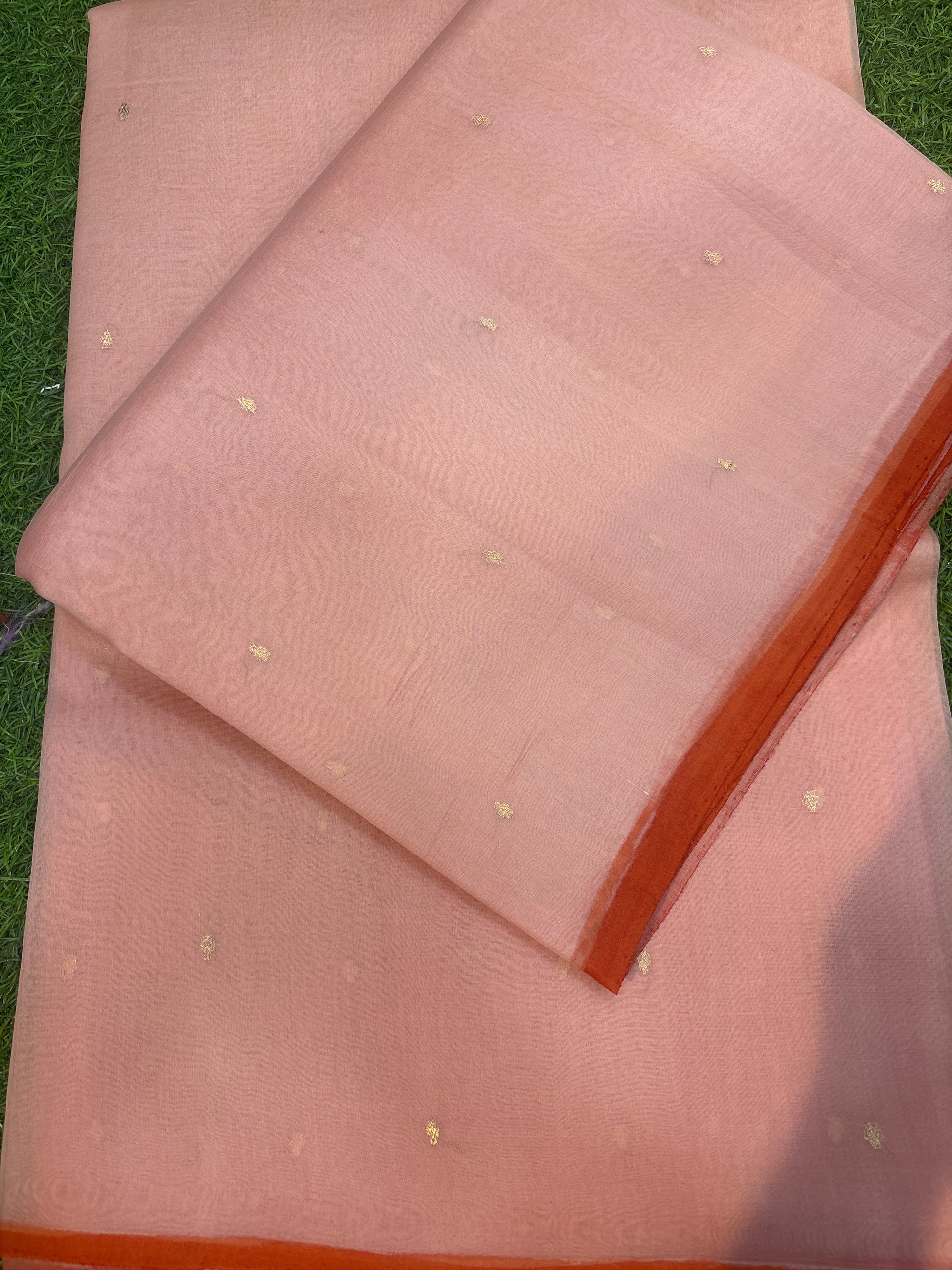 Pure kora Rungkaat Kadhuwa Banarasi Handloom Sari 