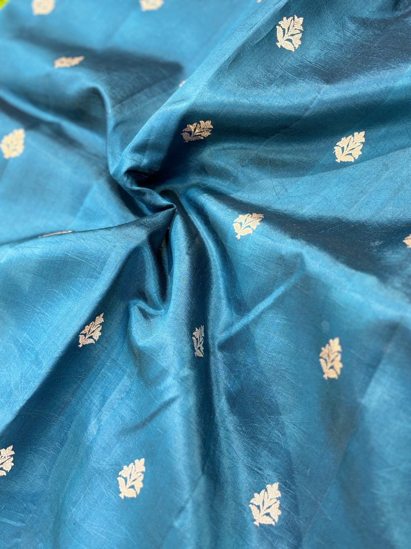 Sky Blue Pure Raw Mango Banarasi Handloom Saree