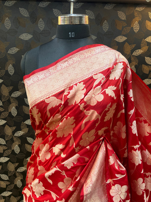 Red Pure Katan Kadhiyal Banarasi Handloom Saree