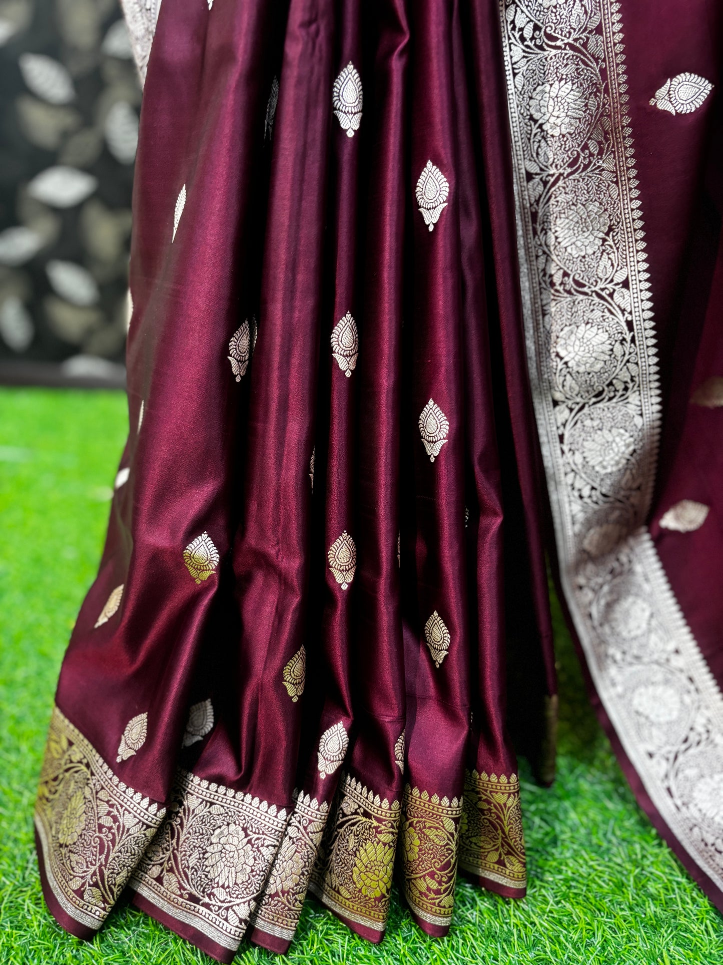 Maheroon Semi Mashru Banarasi Saree