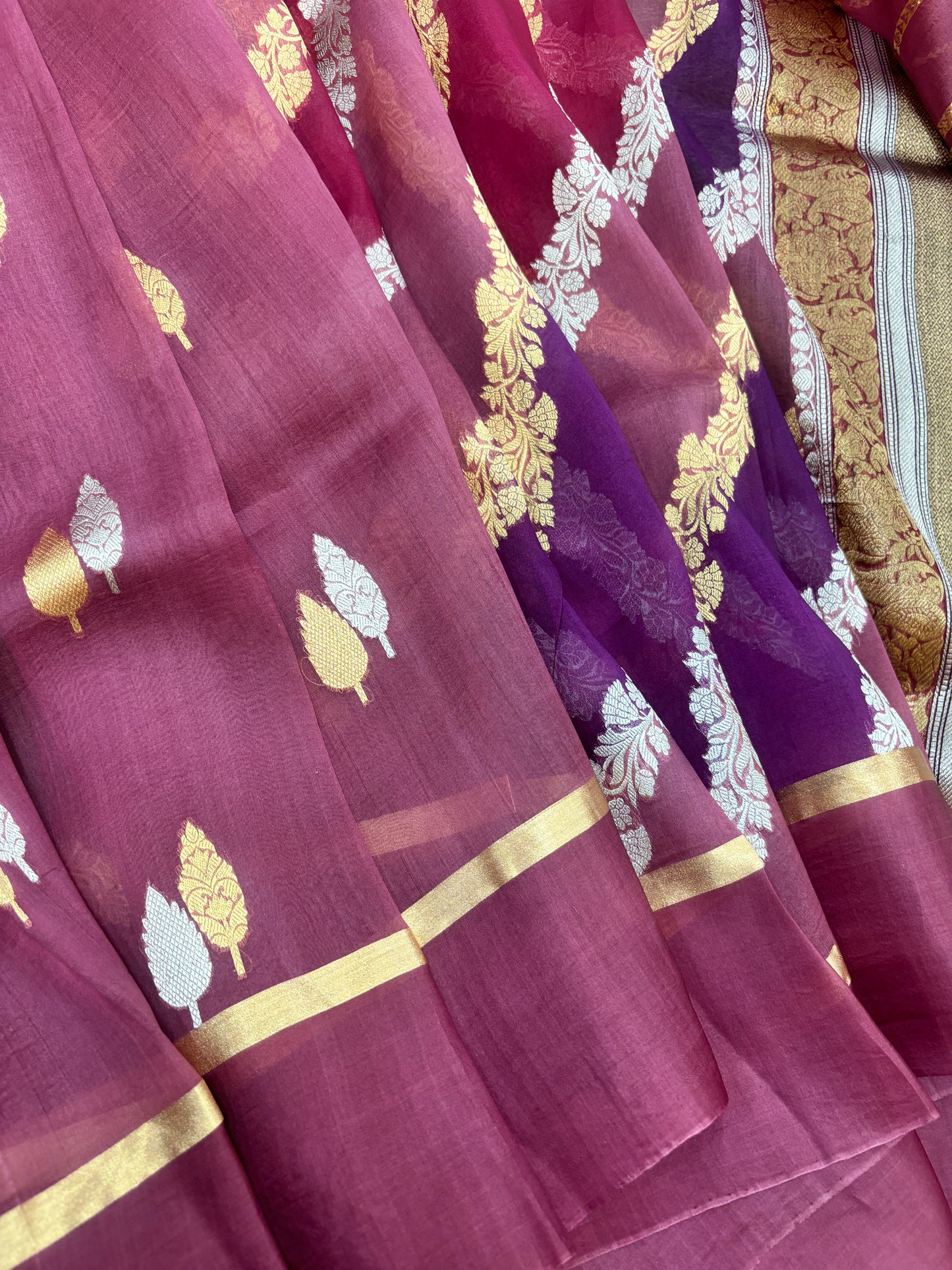 Dark Onion Pink Kora Katan Rungkaat Banarasi Handloom Saree