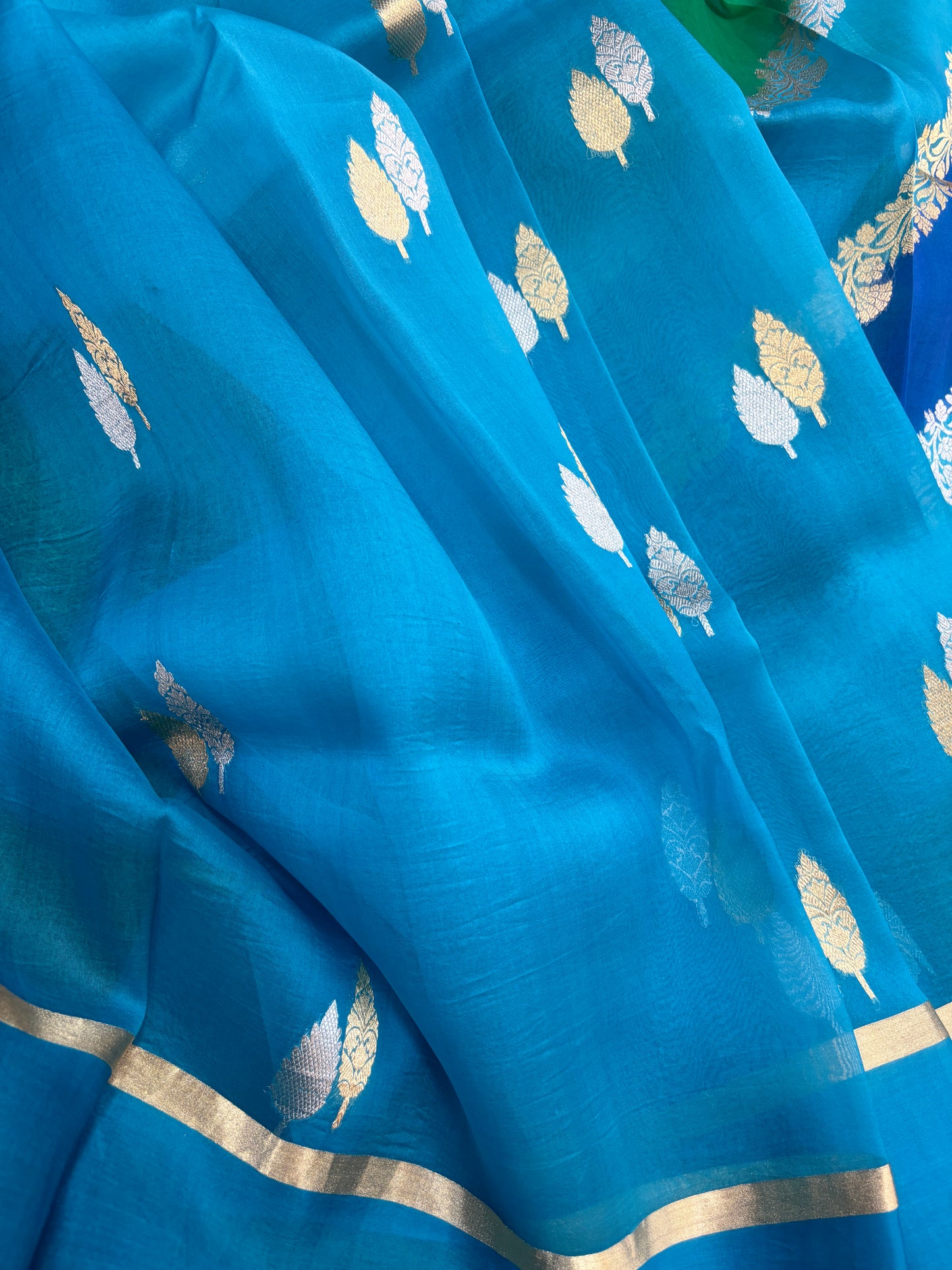 Blue Kora Katan Rungkaat Banarasi Handloom Saree