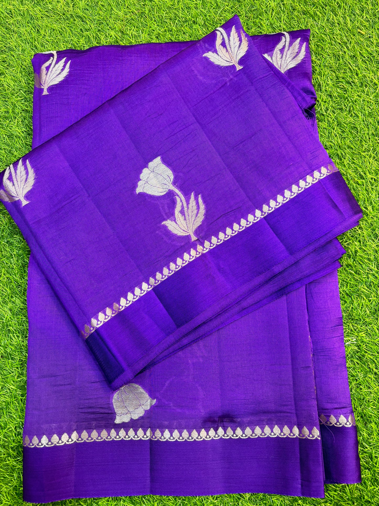 Purple Pure Raw Mango Banarasi Handloom Saree