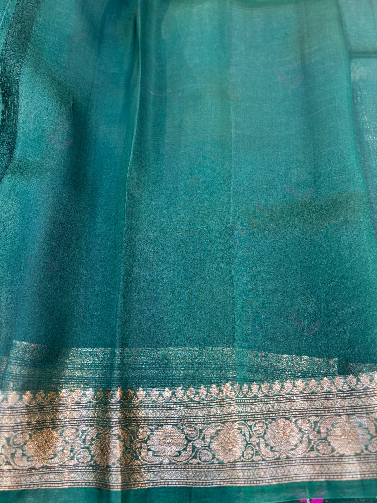 Rama Green Kora Meena kora Antique Zari Banarasi Handloom Saree