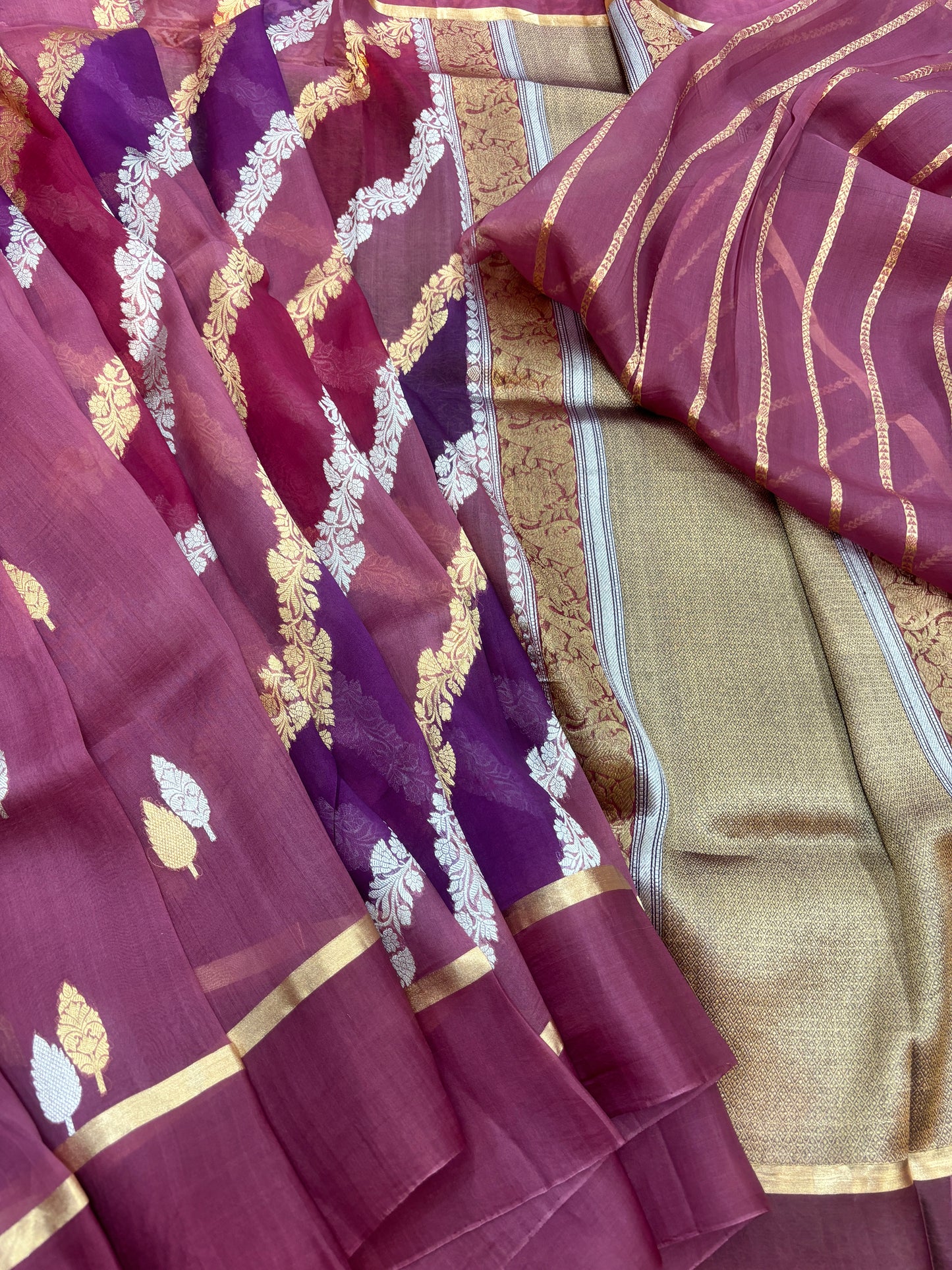 Dark Onion Pink Kora Katan Rungkaat Banarasi Handloom Saree