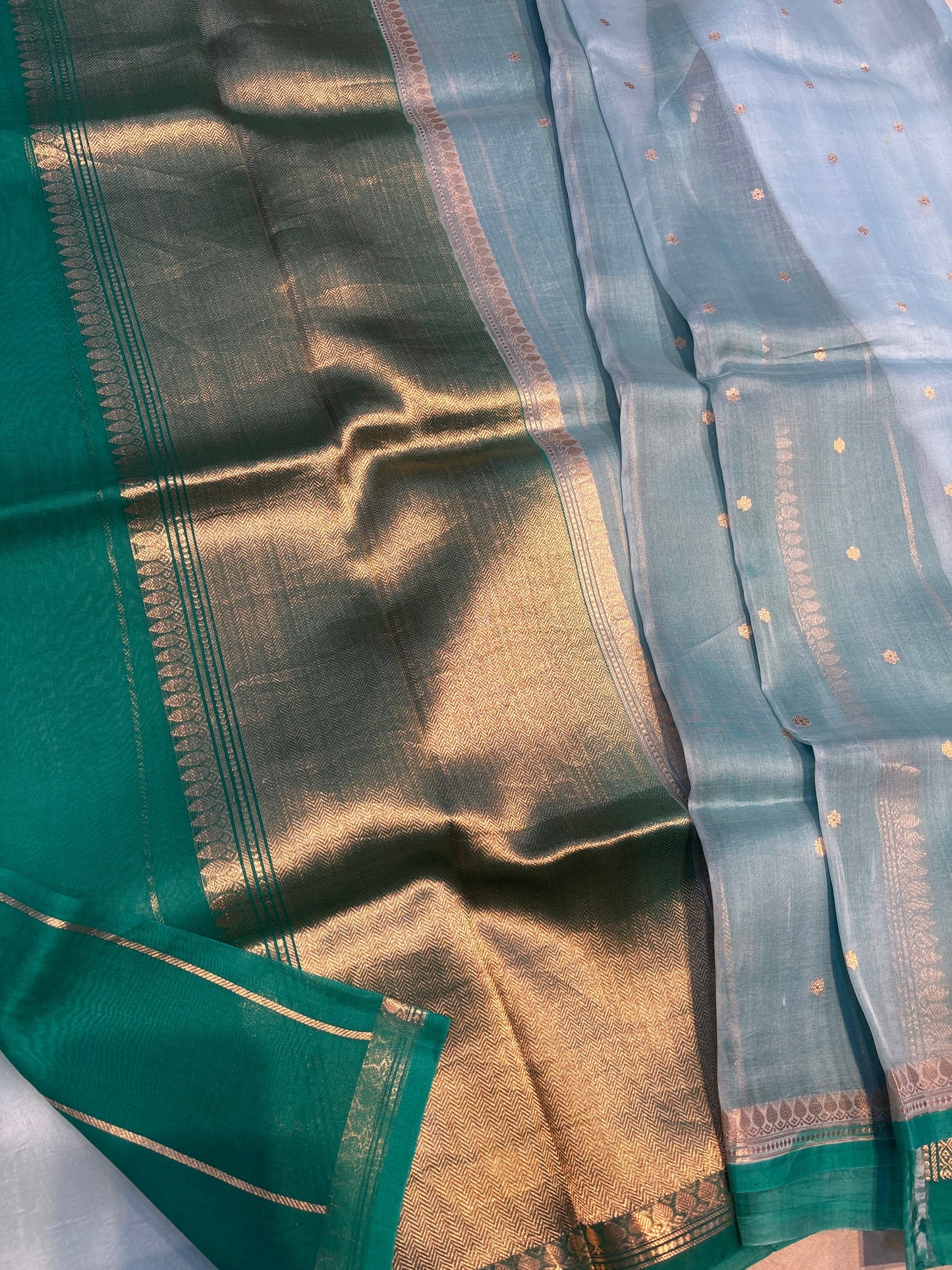 Pure kora power Blue with Sky Blue Pipin Border Kadhuwa Banarasi Handloom Saree 