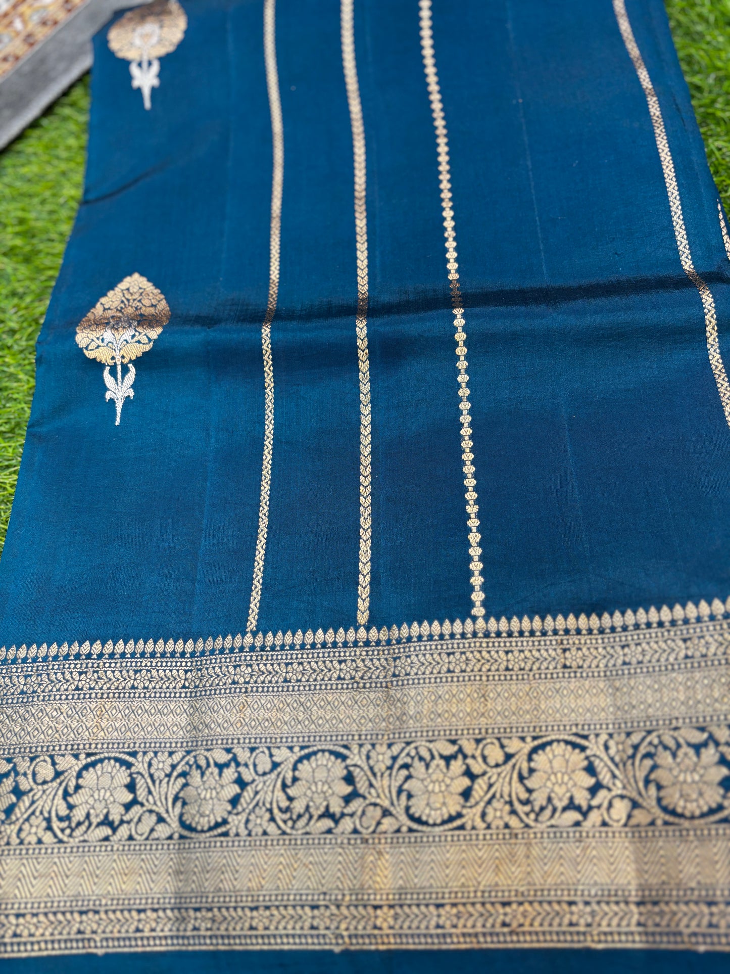 Sky Blue Pure Raw Mango Banarasi Handloom Sari