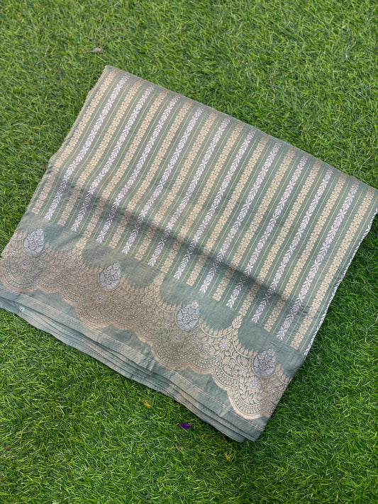 Light Gray Pure Katan Strips With Scallops Border Banarasi Handloom Saree