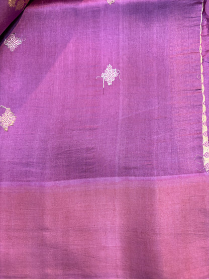 Pure raw mango Rungkaat Banarasi Handloom Saree