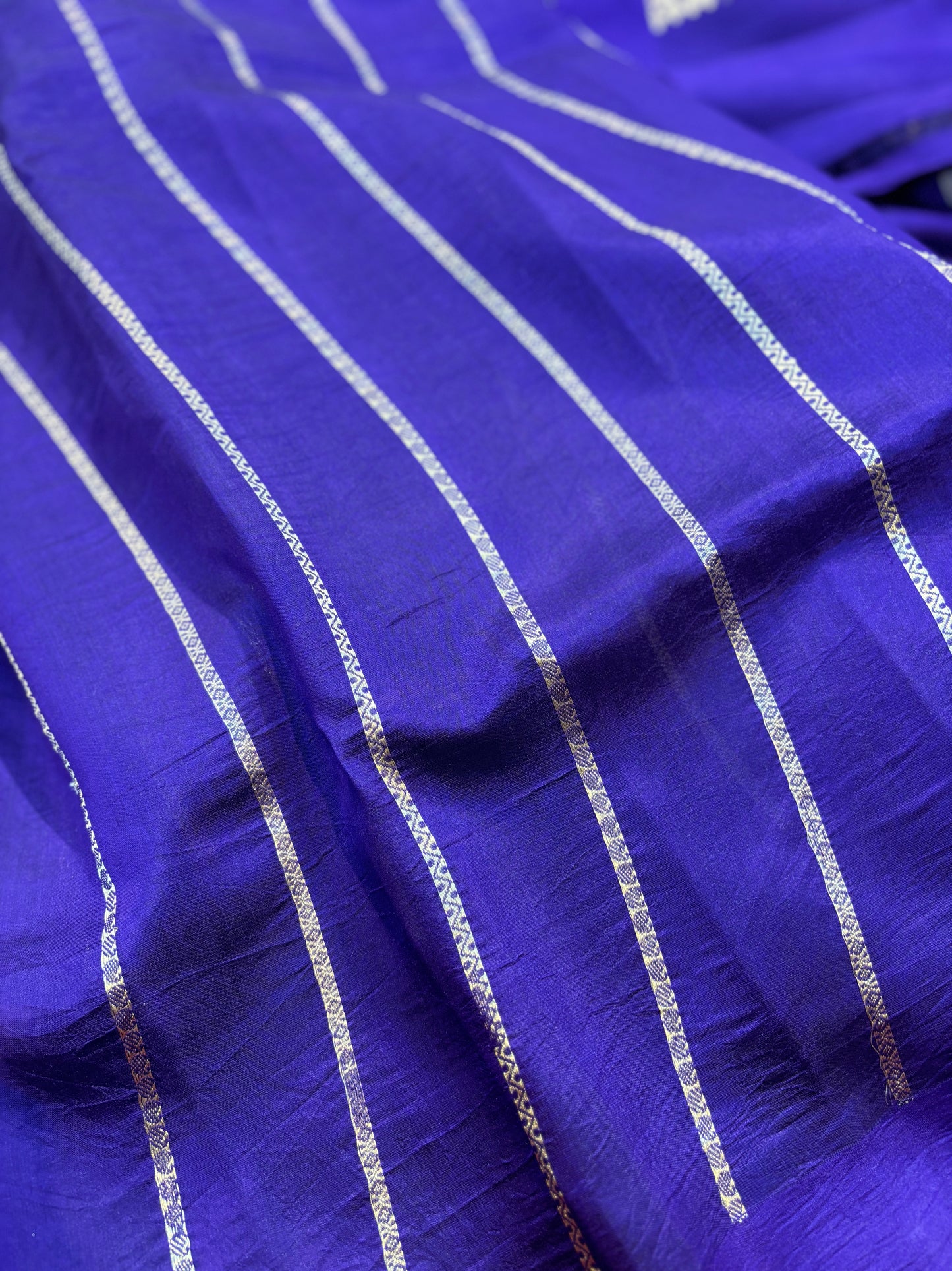 Purple Pure Raw Mango Banarasi Handloom Saree