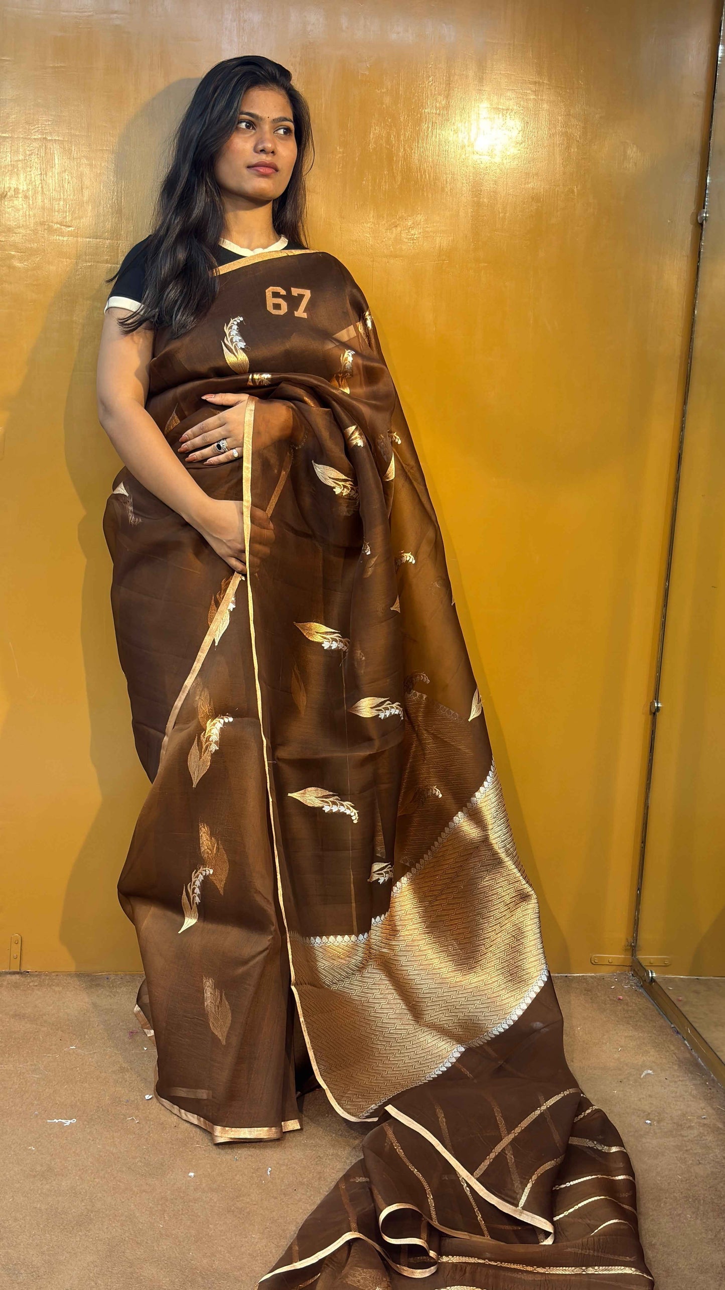 Pure Kora Designer Kadhuwa Banarasi Handloom Saree 