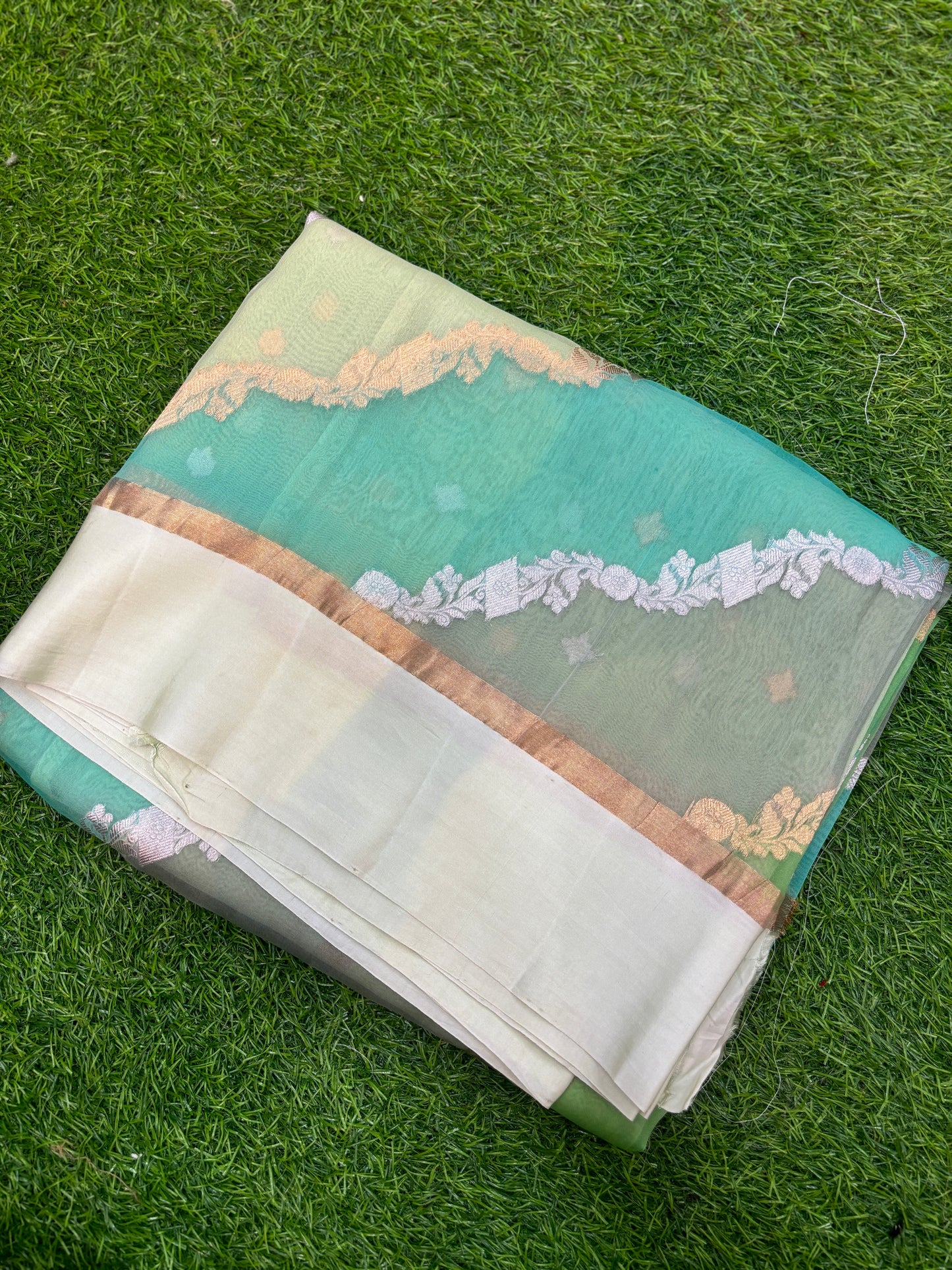 Powder Blue Pure Kora Katan Rungkaat Banarasi Handloom Saree