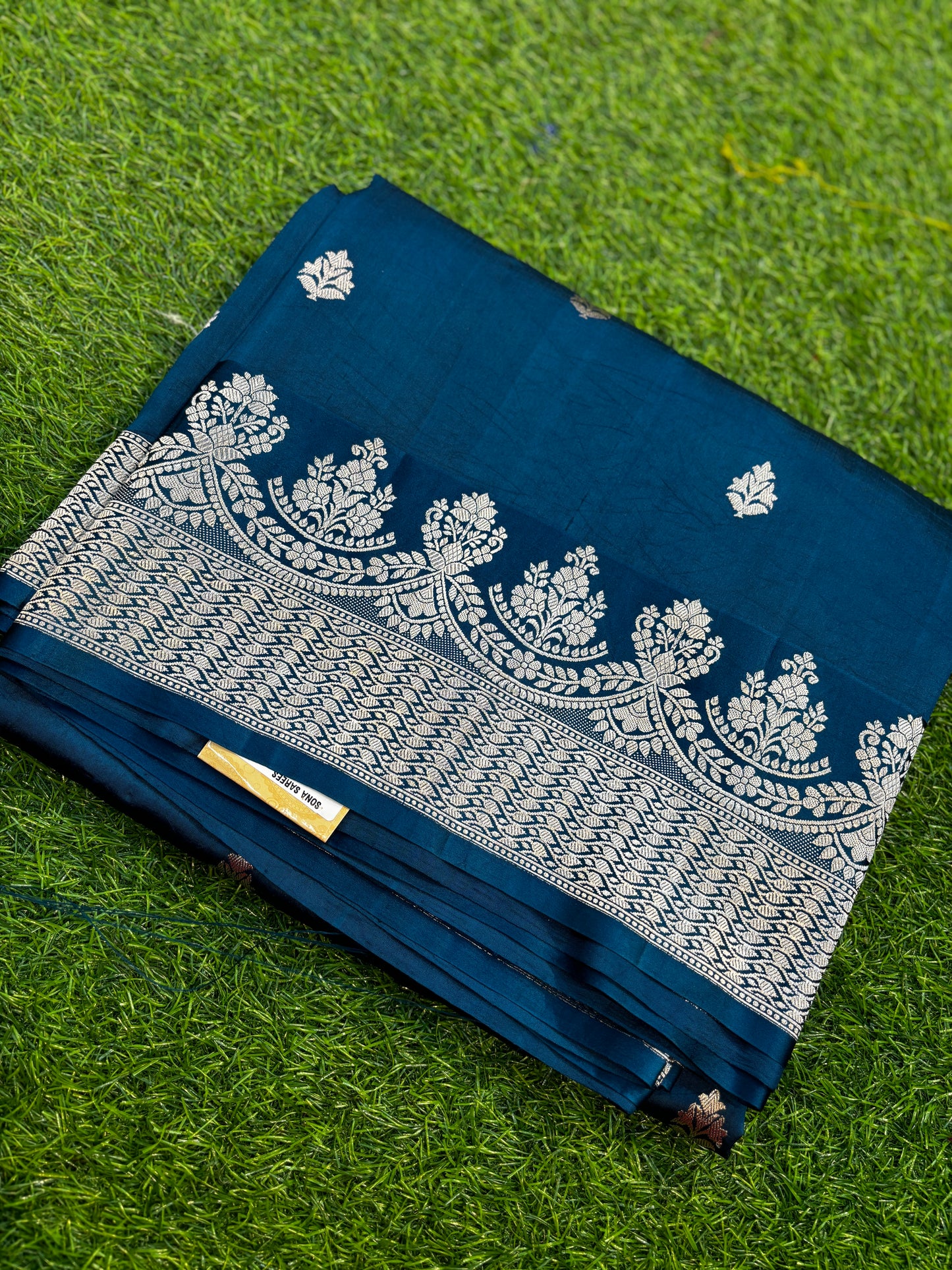 Sky Blue Pure Raw Mango Banarasi Handloom Saree