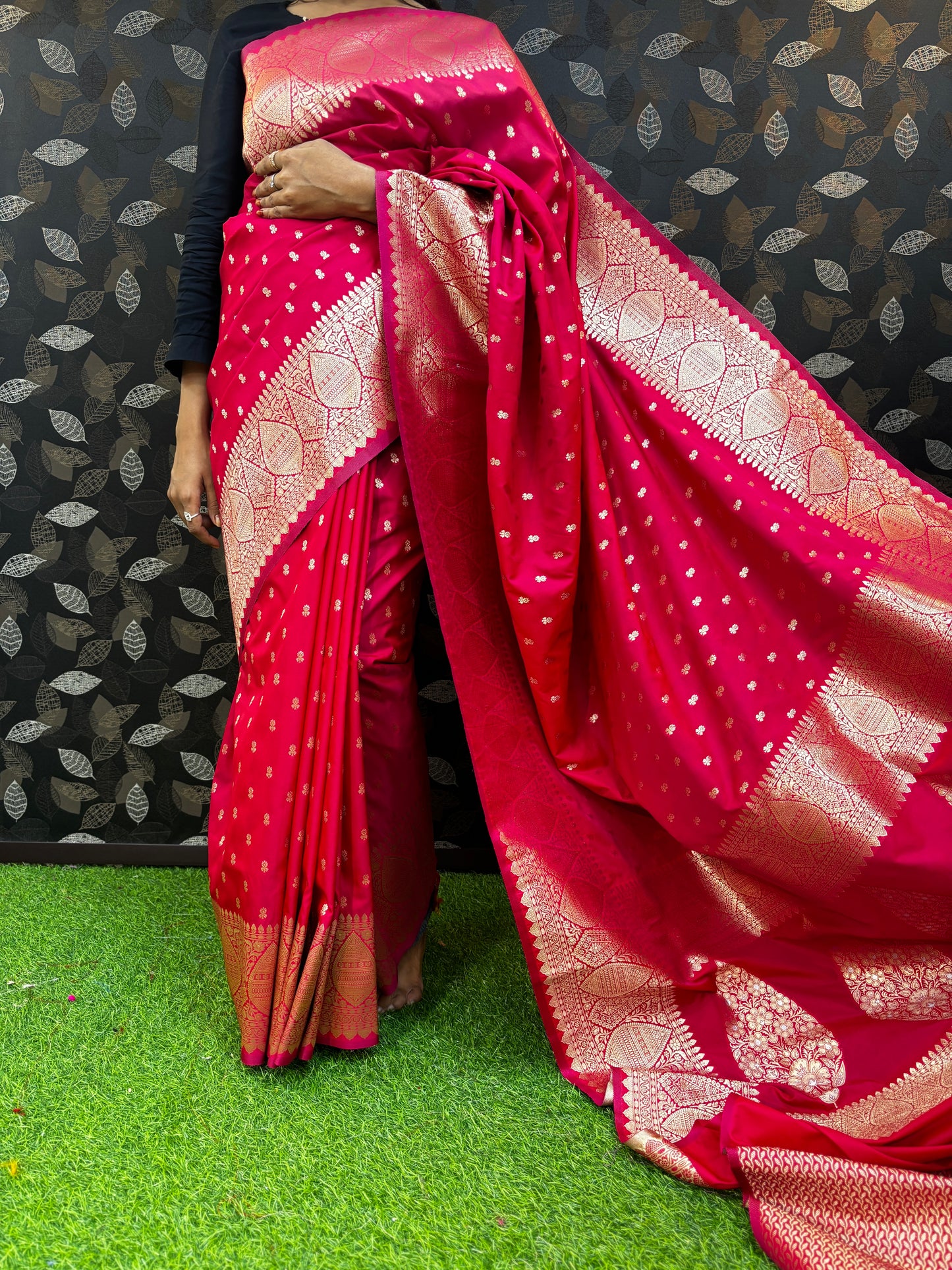 Red Semi Silk Katan Banarasi Saree