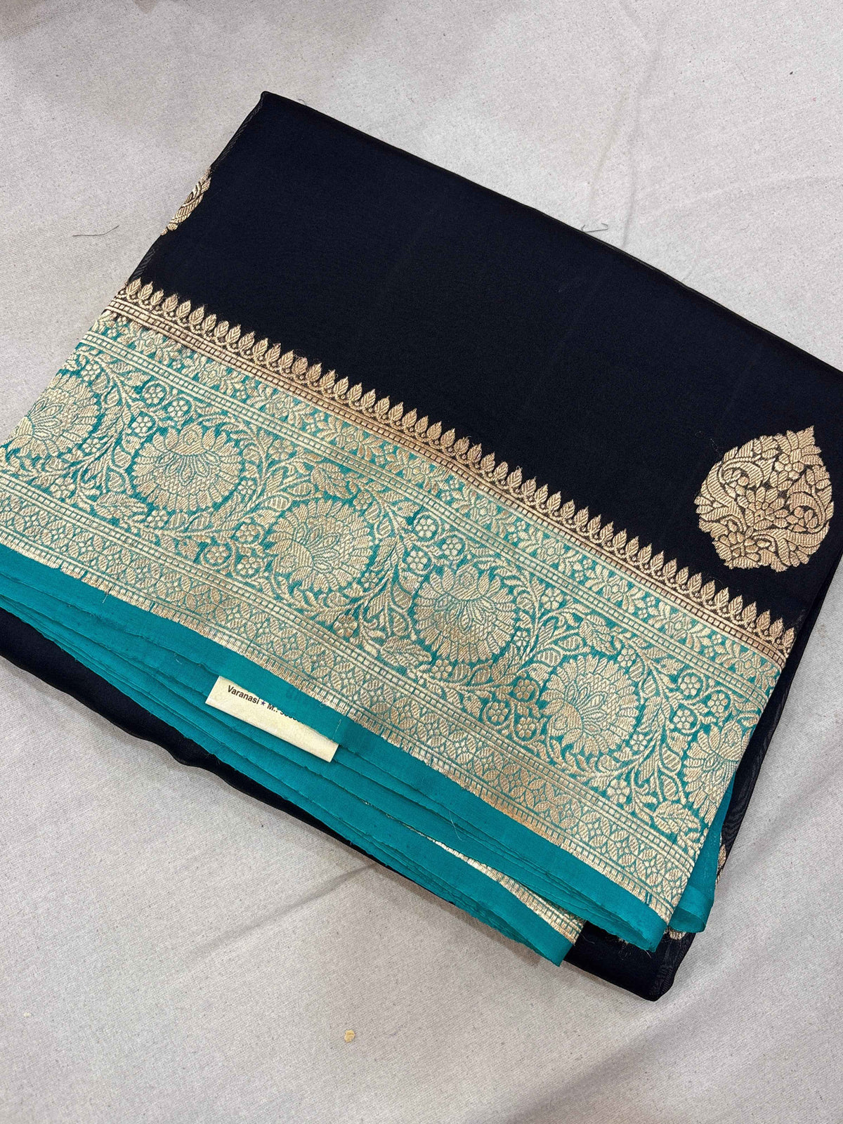 Pure kora Designer Kadhuwa Banarasi Handloom Saree