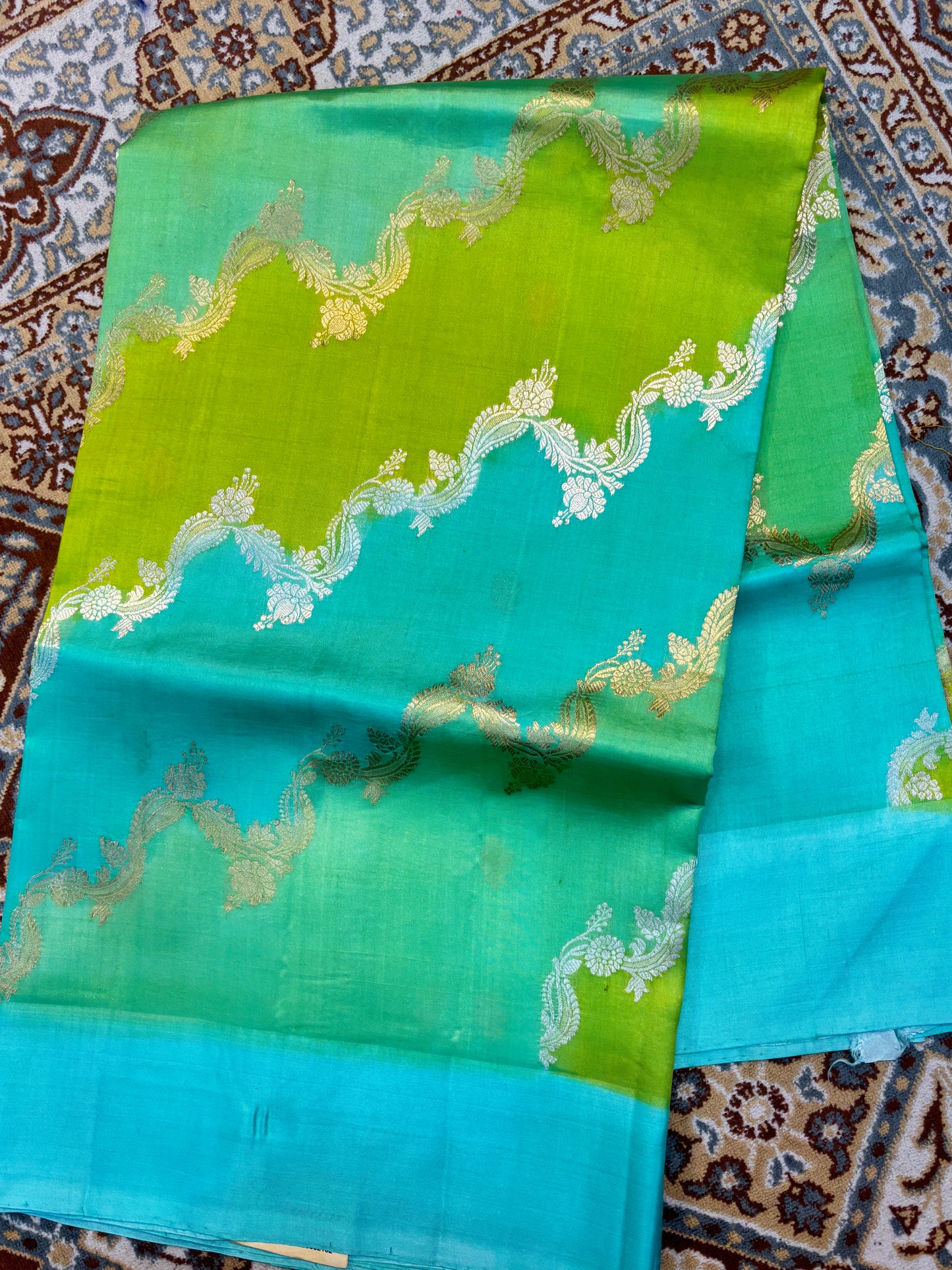 Pure Raw Mango Rungkaat Banarasi Handloom Saree