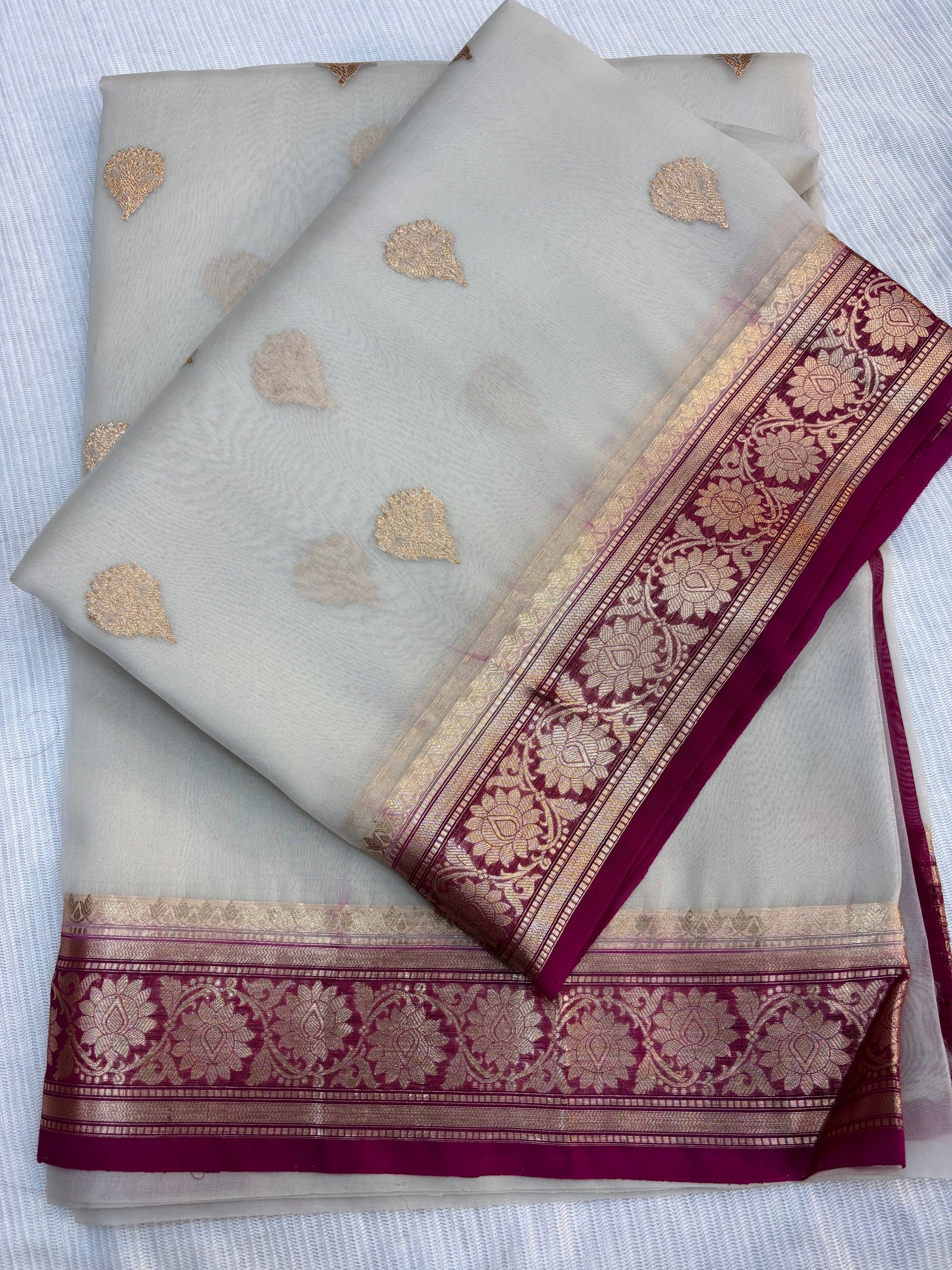White-Rani Pink Pure Kora Designer Banarasi Handloom Saree 